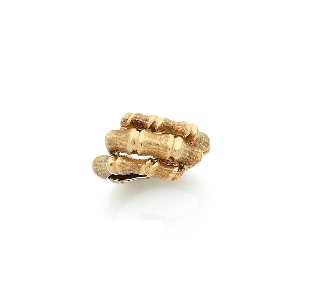A bamboo ring in 18K (750) gold. Finger size : 55. Weight : 8,6 g

A gold bamboo ring