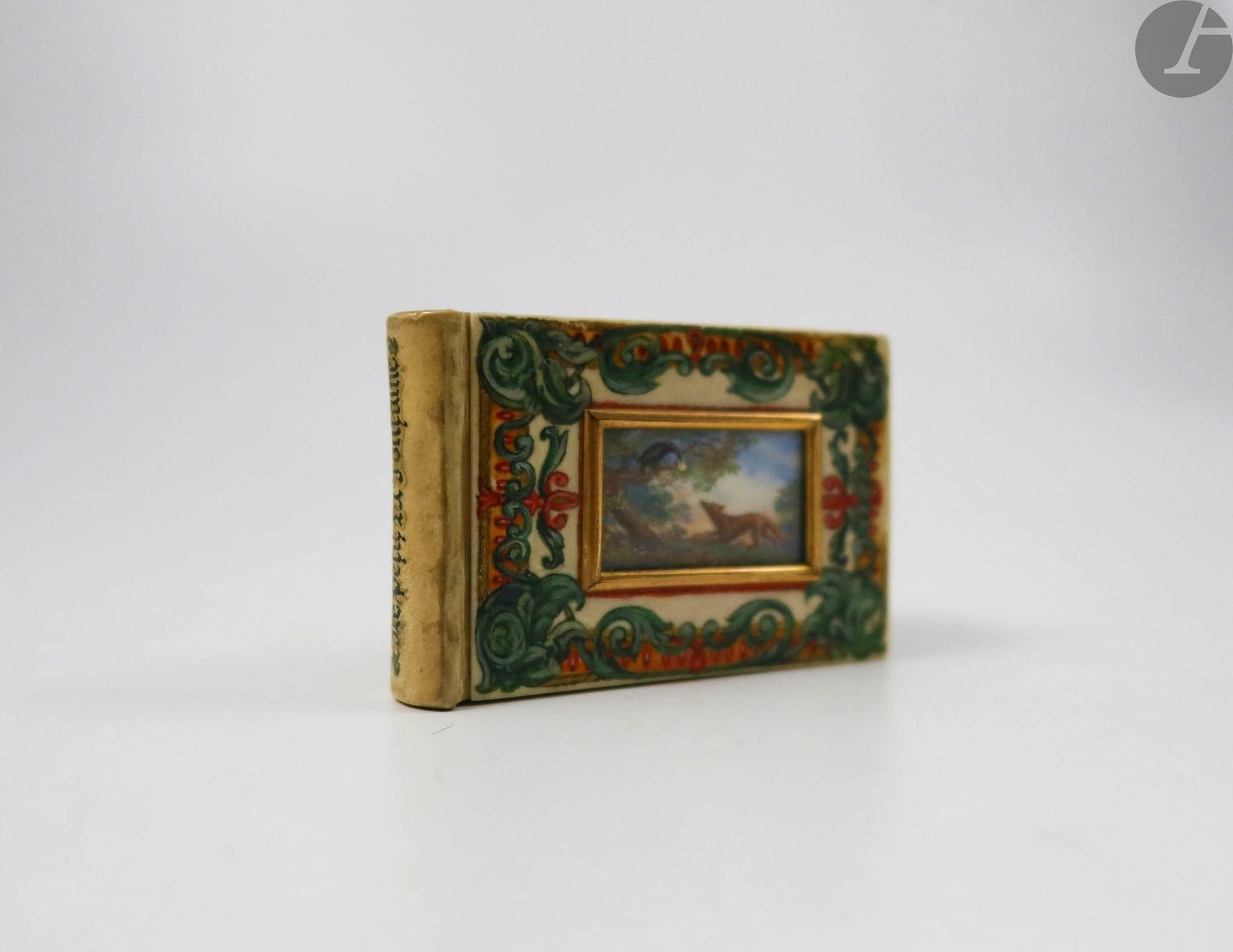 LA FONTAINE (Jean de).
Le Petit La Fontaine.
[Paris: Marcilly (impr. Firmin Didot), 1824]. - In-64 oblong, half parchment, ivory bakelite boards, first board decorated with a painted scroll decoration, surrounding a scene from the fable of the Raven and the Fox, carefully painted, under mica, and bordered with small gilt rods, second board decorated with a painted decoration representing a frame of foliage and in the center a cartouche in colors with the author's initials, smooth spine bearing the title in black calligraphy letters, gilt edges (period binding).

Nice and rare tiny edition of this collection of 21 fables by La Fontaine.

Copy without the title, illustrated with 4 engravings out of the 6 required (the first two are missing). They are here in colors, which is very rare.

Superb and precious painted binding of the time, of a great finesse.







