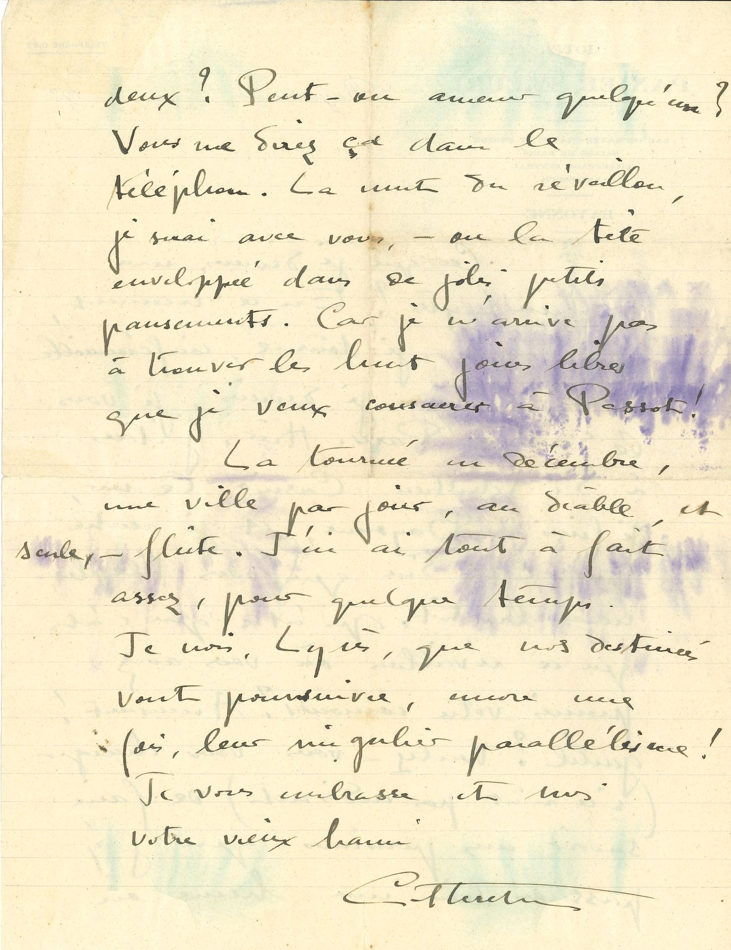 COLETTE (1873-1954). L.A.S. « Collerette », Bayonne 192.., à Charlotte Lysès ; 2 pages in-4 à en-tête Hôtel du Panier fleuri (légère tache).

   « Ce que je deviens, ma chère Lysès ? En ce moment, vous voyez, je tourne, conférencaillement », à Saint-Sébastien et Bayonne. Elle va rentrer à Paris, et parle d’un réveillon… « La tournée en décembre, une ville par jour, au diable, et seule, – flûte. J’en ai tout à fait assez, pour quelque temps. Je crois, Lysès, que nos destinées vont poursuivre, encore une fois, leur singulier parallélisme ! »…
   
On joint 7 photographies, une annotée au dos par Dunoyer de Segonzac : « Colette à la Treille Muscate vers 1930 ».
