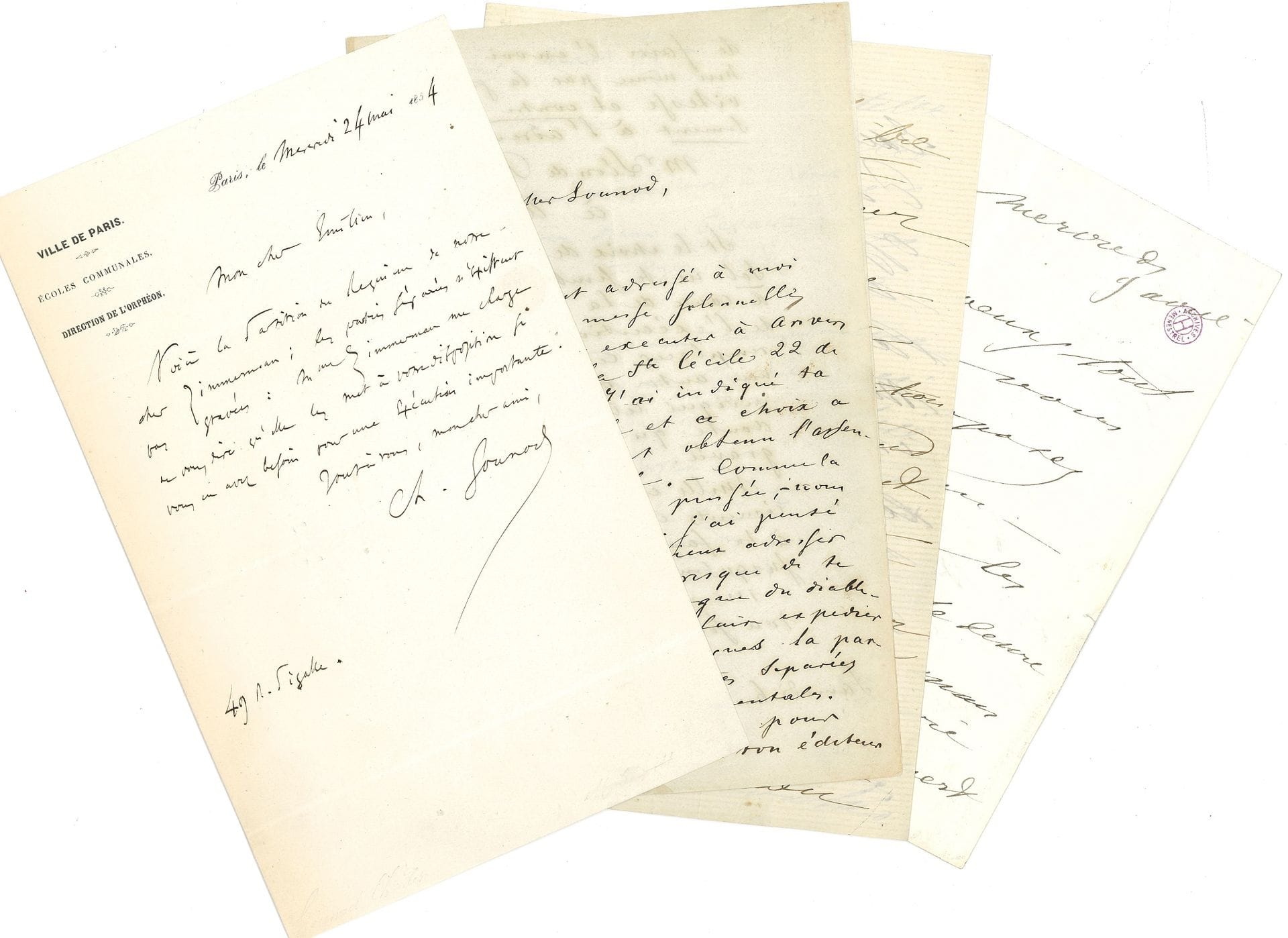 Charles GOUNOD (1818-1893). 3 L.A.S. et 1 L.S., 1854-1891 ; 8 pages in-8 ou in-12.

   Paris 24 mai 1854, à Emilien Pacini : « Voici la partition du Requiem de notre cher Zimmermann ; les parties séparées n’existent pas gravées: Mme Zimmermann me charge de vous dire qu’elle les met à votre disposition si vous en avez besoin pour une exécution importante »… – Montretout mercredi soir, à la suite d’une lettre de F.A. Gevaert qu’il transmet à son correspondant, au sujet d’une messe solennelle qu’on doit exécuter à Anvers pour la Ste Cécile… – Saint-Cloud 19 juillet 1877, au librettiste Édouard Blau : il ne peut se « charger de la composition musicale de votre poëme malgré l’interêt lyrique qui s’attache invisiblement à cette immortelle figure de Dante – mais je ne vois pas la pièce assez conforme aux conditions du théâtre »… – 25 juin 1891, à une amie ; lettre écrite par sa fille, après un accident de la vue.
   
On joint 6 L.A.S. [1880] et une photographie (1873) de la soprano Caroline Miolan Carvalho (créatrice de Marguerite du Faust), parlant de Gounod, de Mireille, de séances musicales avec Sarasate et Gevaert…