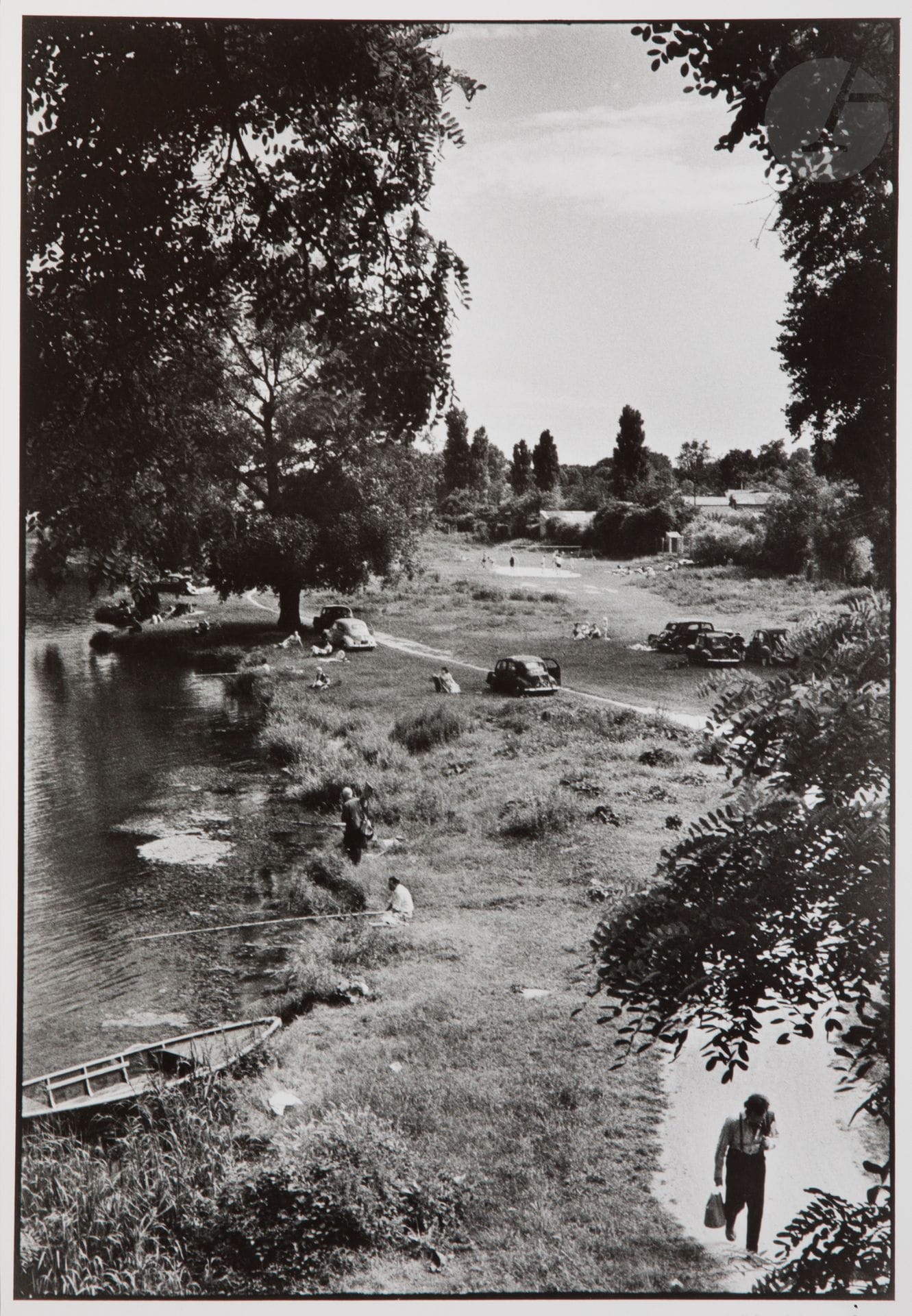 Willy Ronis (1910-2009
)L'Île Brise-Pain on the Marne River from the Créteil Bridge, 1956. 
Silver print (from the 1985 portfolio), signed in ink in the lower right margin. 
Image: 30x20,8cm 
Sheet: 40x30cm 

Bibliography: 
- Willy Ronis, Sur le fil du hasard, Contrejour, Paris, 1986, p. 121



. 
 

 
 
- Francoise Denoyelle, Le siècle de Willy Ronis, Éditions Terre Bleue, Paris, 2012, p. 255.







