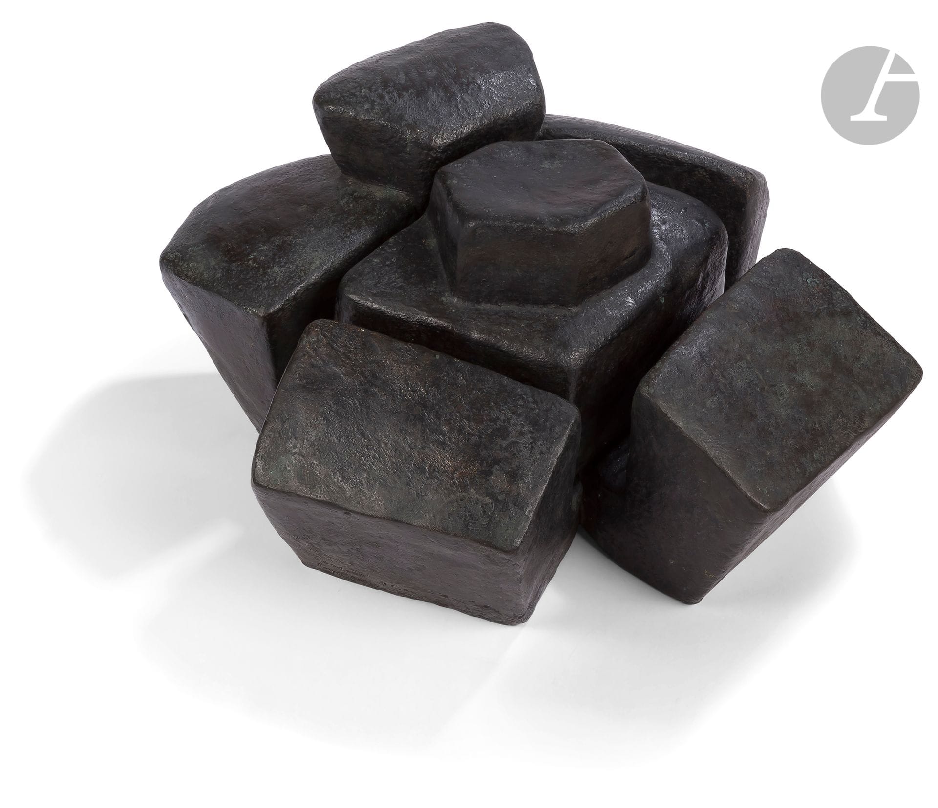 Jean IPOUSTÉGUY (1920-2006)
Mycènes, 1960
Proof in bronze with black patina in 3 elements.
Signed on the base.
Artist's proof.
Founder : E. Godard, Paris.
23 x 35 x 42 cm

Provenance : 
Collection of the artist. 

Exhibition : 
- Ipoustéguy, Albert Loeg Gallery, New York, 1964.
- Ipousteguy œuvres 1956-1978, Staatliche Kunsthalle, Berlin, January 14 - April 5, 1979, n°23, reproduced p. 53.

Bibliography : 
John Updike, André Glucksmann, Dominique Croiset-Veyre, Ipoustéguy, L'œuvre sculpté, catalog raisonné, 1938-2000, Paris, Éditions de La Différence, 2001, n°92.