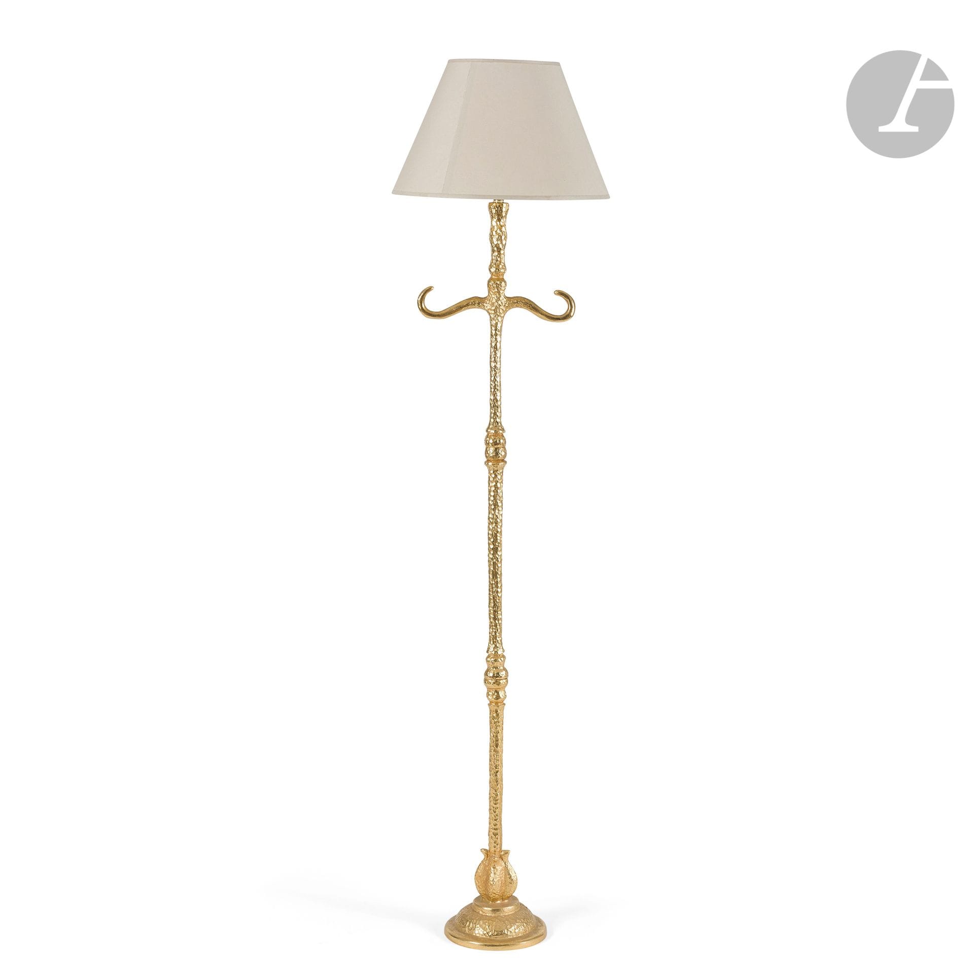 NICOLAS DE WAËL (XXth-XXIst) DESIGNER & FONDICA

PUBLISHERSUntitledFloor lamp. Proof in gilt bronze. Sold with a non-original lampshade. Missing the two hanging pendants. Signed DE WAËL and marked FONDICA on the base. H. foot only : 123,5 cm

