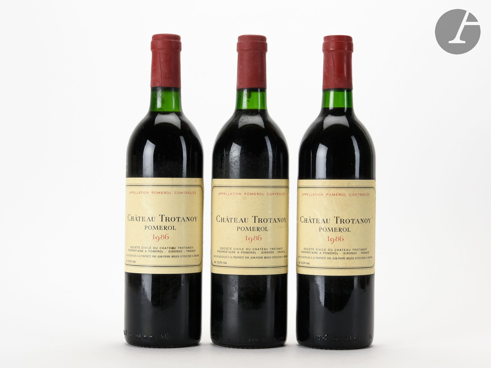 3 B CHÂTEAU TROTANOY (2 B.G.+; 1 B.G.-; light e.t.h.), Pomerol, 1986