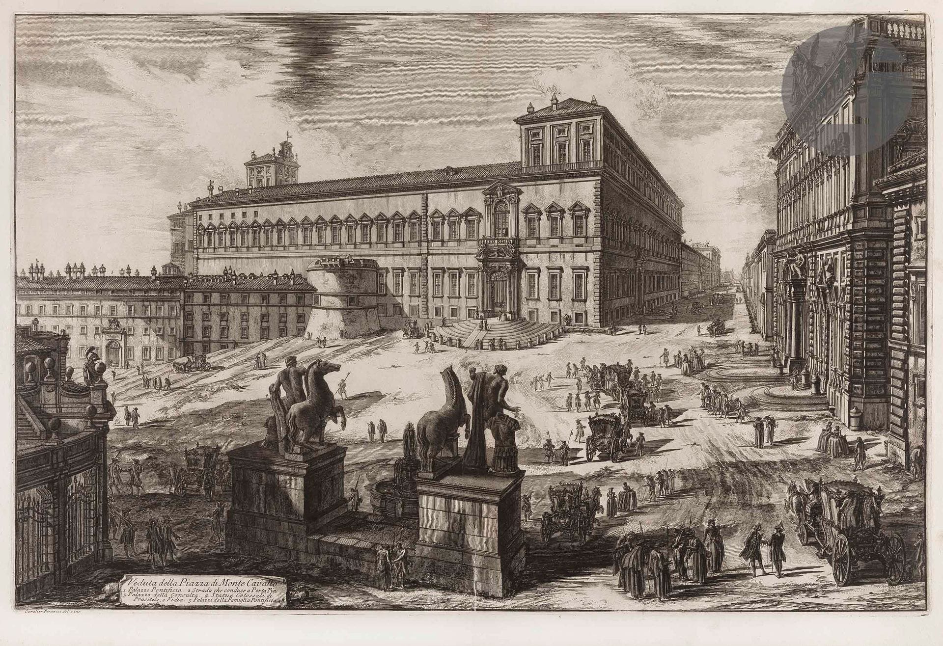 Giambattista Piranesi (1720-1778)
Veduta della Piazza di Monte Cavallo. (Place du Quirinal). 1750. Eau-forte et burin. 715 x 476 [760 x 540]. Hind 15 (v/vi). Très belle épreuve sur vergé fort, le prix effacé, avant le numéro en haut à droite. Numéro de folio 26 à la plume et à l’encre sépia dans l’angle supérieur droit. Pli vertical médian, fracturé sur 10 cm en pied, anciennement restauré au verso par une bande de papier collé. Bord gauche irrégulier, déchiqueté, avec petits trous d’onglets de reliure et manques. Grandes marges. 1er tirage parisien.