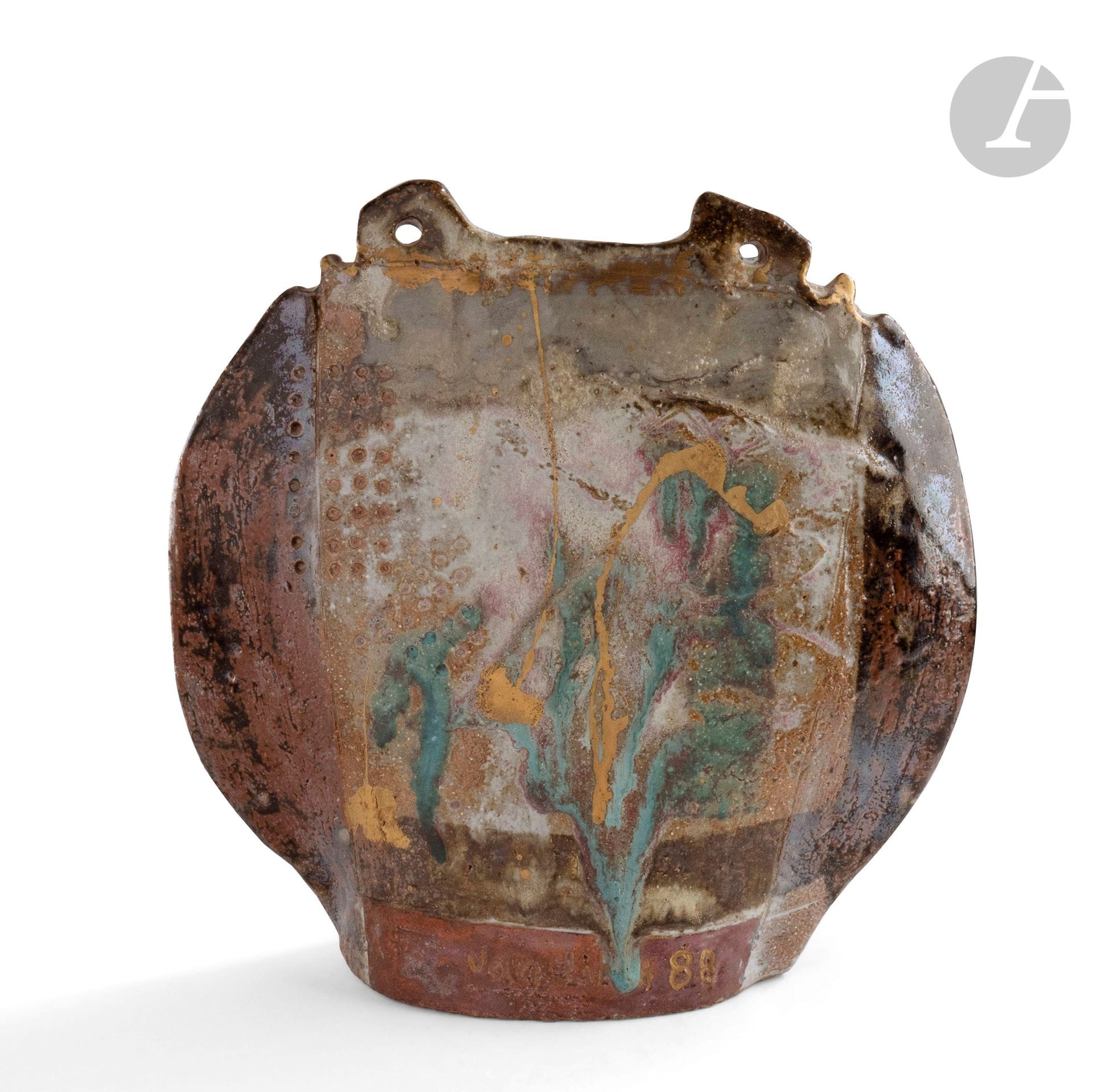 Jean-Paul VAN LITH (France, born 1940
)Ceramic vase modeled on the plate with reliefs and prints on both sides, enamel and gold decoration, openwork neck. Signed and dated 1988 on the base. H. 29 cm - L. 30 cm - D. 8 cm
