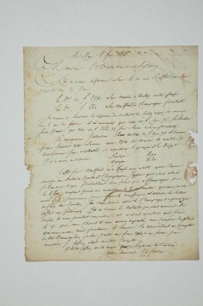 Charles FOURIER (1772-1837) philosophe et économiste
L.A.S., Belley 8 février 1818, à Louis Desarbres, banquier à Lyon; 1 page in-4, adresse (qqs défauts marg.). Il informe le banquier du passage ou de la protestation des cinq effets envoyés en janvier; celui sur Malfroid lui a causé une alerte. «Après l'avoir envoyé au notaire Combe à Champagne j'appris quil était allé à St Rambert & que probablement il ne serait pas à Champagne pour le 2 fev. [...] Je crus devoir aller à Champagne de peur que l'effet ne perimat. J'y ai trouvé le notaire qui était arrivé la veille de mon protest en ordre: cet incident ajoutera aux frais»