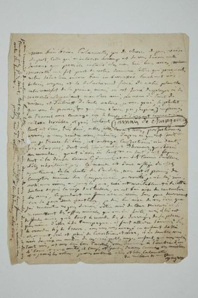 Jean-Dominique INGRES (1780-1867) peintre
L.A.S., [Paris 24 avril 1832], au graveur Luigi Calamatta, à Amsterdam; 1 page in-4, adresse, marques postales (déchir. par bris du cachet, répar. au dos). Il a su par Marcotte «votre situation encore bien embarrassée touchant vos besoins urgens et le délaissement forcé de notre planche. Cela nous fit de la peine, mais on est forcé de ployer à la nécessité. Cependant, mon cher ami, au nom de tant de raisons et d'intérest de toute nature, je vous prie, le plutôt que vous pourrez [...] reprenés ce travail avec courage, car le temps et l'argent courent d'une vitesse horrible, et puis surtout jamais de changement, tout est bien, très bien, allez, allez devant vous, perfectionnez, arrivez à vous rendre nous-mêmes d'après ce qui est fait et que je trouve si bien, et ouvrage confectionné» devra lui faire honneur... Quant à lui, «ici tout va en fait d'art toujours tant à la diable comme cy devant [...]. Ce monde est donc affligé des effets monstrueux de la boîte de Pandore, nous est-il permis de compter même sur l'espérance, en vérité je n'en sais rien, aussi nous vivons au jour le jour, ceci est véritablement à la lettre surtout depuis la rage du choléra, on est bien aise de rencontrer ses amis, cependant ma femme et moi vivons sans peur heureusement car la peur seule peut tuer»... Il donne des nouvelles de leur ami Mercuri... «Vous nous avez envoyé un enfant dessin charmant, vrai et plein de caractère, et viva, il me semble vous voir heureux au milieu de ces vrais petits anges enfants»