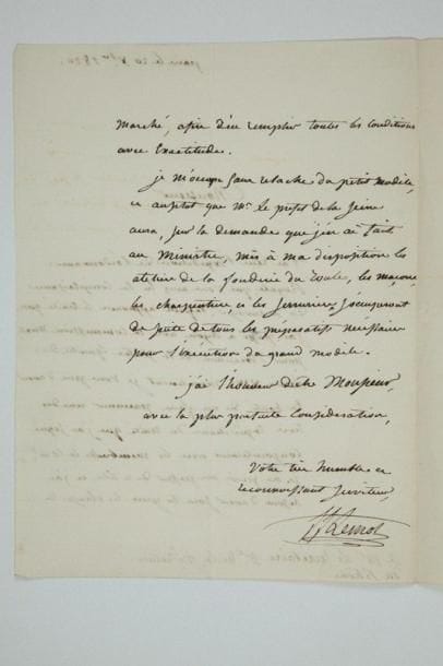 François-Frédéric LEMOT (1772-1827) sculpteur
L.A.S., Paris 20 décembre 1820, au secrétaire général de la préfecture du Rhône; 2 pages et demie in-4. Il a reçu l'expédition de l'ordonnance royale qui approuve le traité passé à Lyon pour l'exécution de la statue équestre de Louis XIV, et il demande expédition de ce traité: «Je ne puis me passer de ce titre et j'ai besoin d'avoir sous les yeux les clauses de ce marché, afin d'en remplir toutes les conditions avec exactitude. Je m'occupe sans relache du petit modèle, et aussitôt que Mr le prefet de la Seine aura [...] mis à ma disposition les ateliers de la fonderie du Roule, les maçons, les charpentiers, et les serruriers s'occuperont de suite de tous les préparatifs nécessaires pour l'exécution du grand modèle»