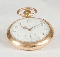 Montre de poche à remontoir au pendant en or jaune, le fond appliqué d'un monogramme «CR», cadran émaillé blanc à chiffres arabes, trotteuse à six heures, échappement à ancre empierré, balancier métallique à compensation. (Accidents) Poids brut: 108 g