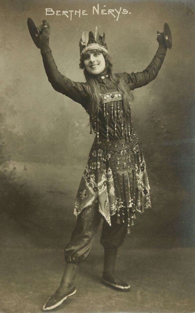 ARTISTES. MUSIQUE. Lot de 24 cpa. Bon état général.