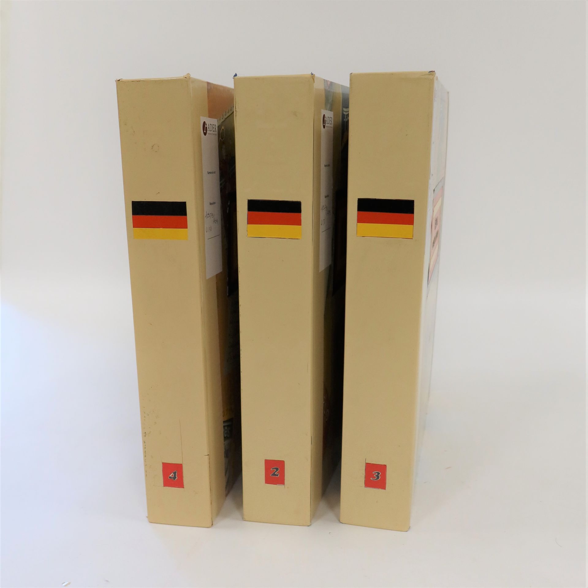[GERMANY]
Good set of new and cancelled FRG and GDR from 1949 to 2001 in 3 volumes with spaces. Complete collection with blocks and end of catalog, including Danzig, occupations and WW2 including Poland. 2 strip albums with the classics, pre-war and 50's are enclosed