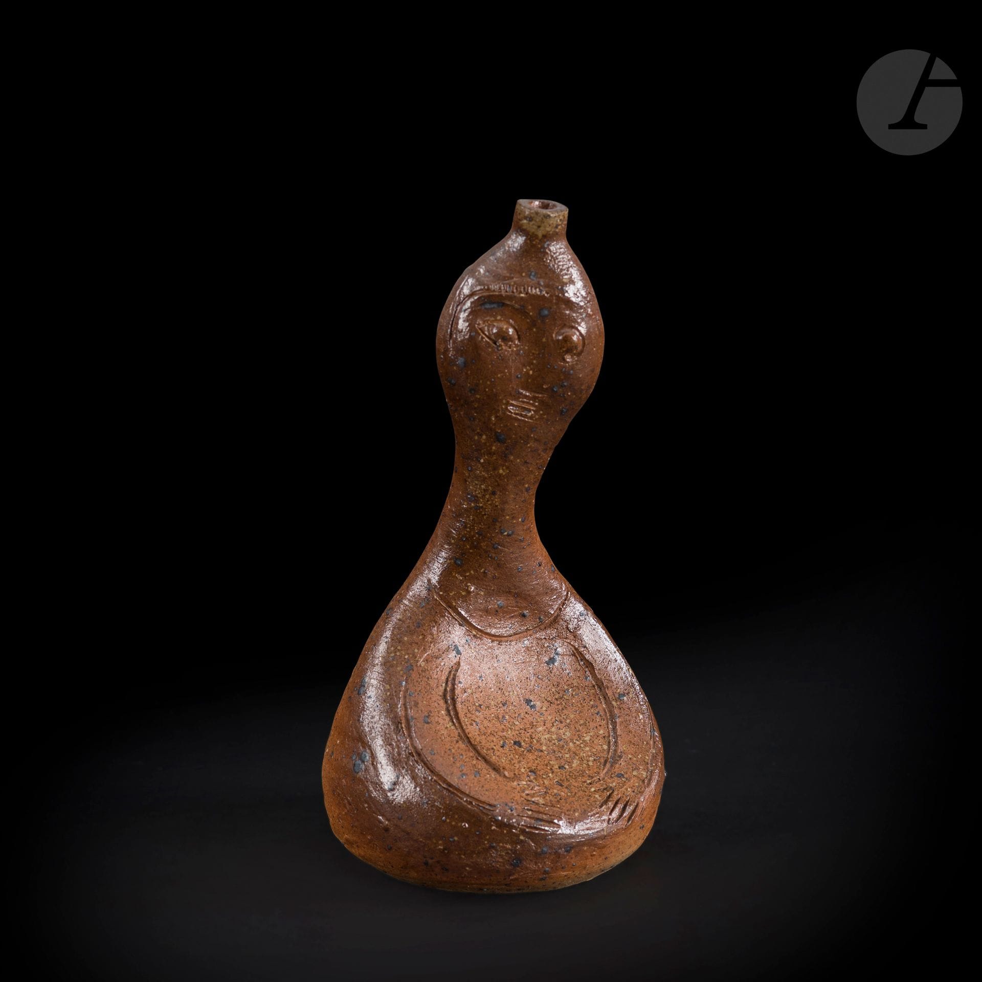 JEAN LERAT (1913-1992) - LERAT
COLLECTIONMoon
figure
,
1948Liqueur
bottle
.
Stoneware.
Not signed.
Height : 26 cmProvenance

:
Lerat Collection.

Bibliography :
-Jacqueline Lerat, l'être et la forme - Catalogue of the eponymous exhibition, Musée National de Céramique, Sèvres, from May 30 to October 29, 2012. Work reproduced on page 105.
- I am standing - Jacqueline Lerat - Catalogue of the eponymous exhibition, Galerie Mercier & Associés, Paris, from January 25 to March 17, 2018
.
Work reproduced on page 32.

To note:
This work is referenced under No. 305 in the Lerat archives


.











