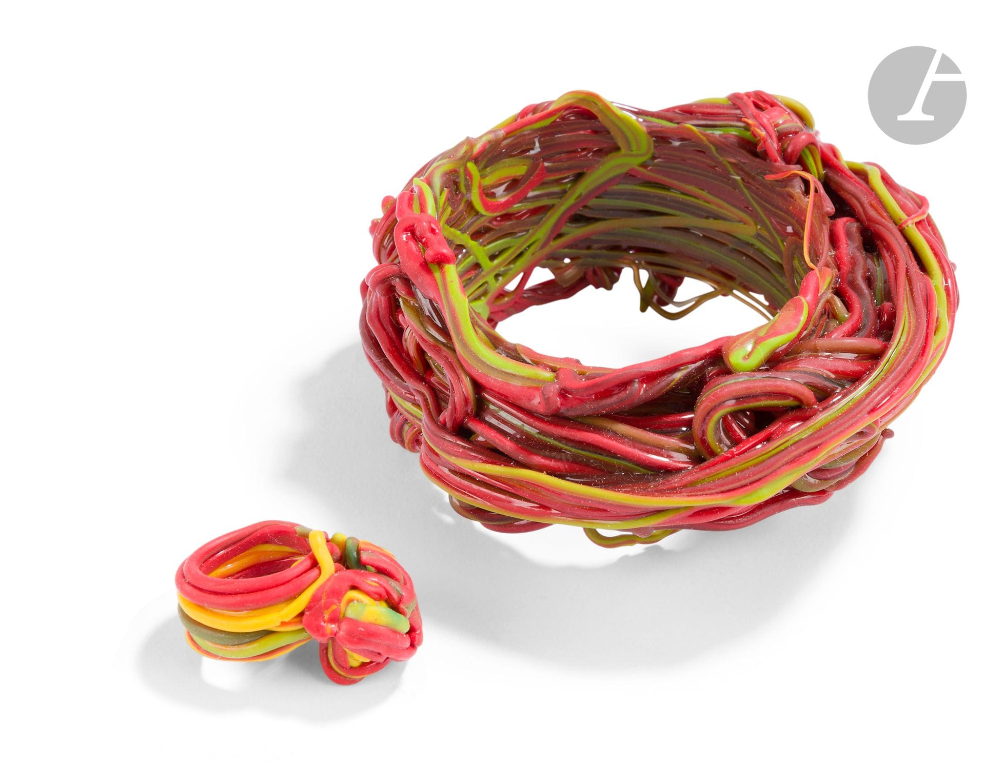 Gaetano PESCE [Italian] (born 1939)
Bracelet and spaghetti ring
Resin.
Fish design edition.
In its original cardboard box.