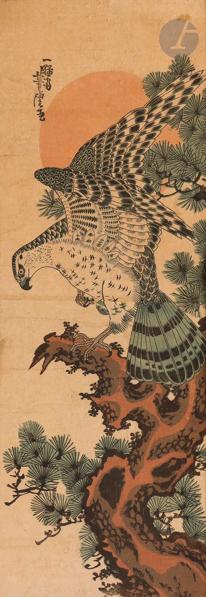 Utagawa Yoshitora - 歌川 芳虎 (1836-1880), diptyque vertical représentant un gerfaut dans un pin avec en arrière-plan un soleil rouge dans le ciel, Japon, fin du XIXe siècle
Encre et polychromie sur papier, diptyque vertical, chaque estampe format oban tate e, représentant l’oiseau de proie étirant ses ailes tout en levant une patte, à l’affût d’une proie en contrebas. 
Encadrement en soie.
Collée sur carton, déchirure.
67 x 23,5 cm

