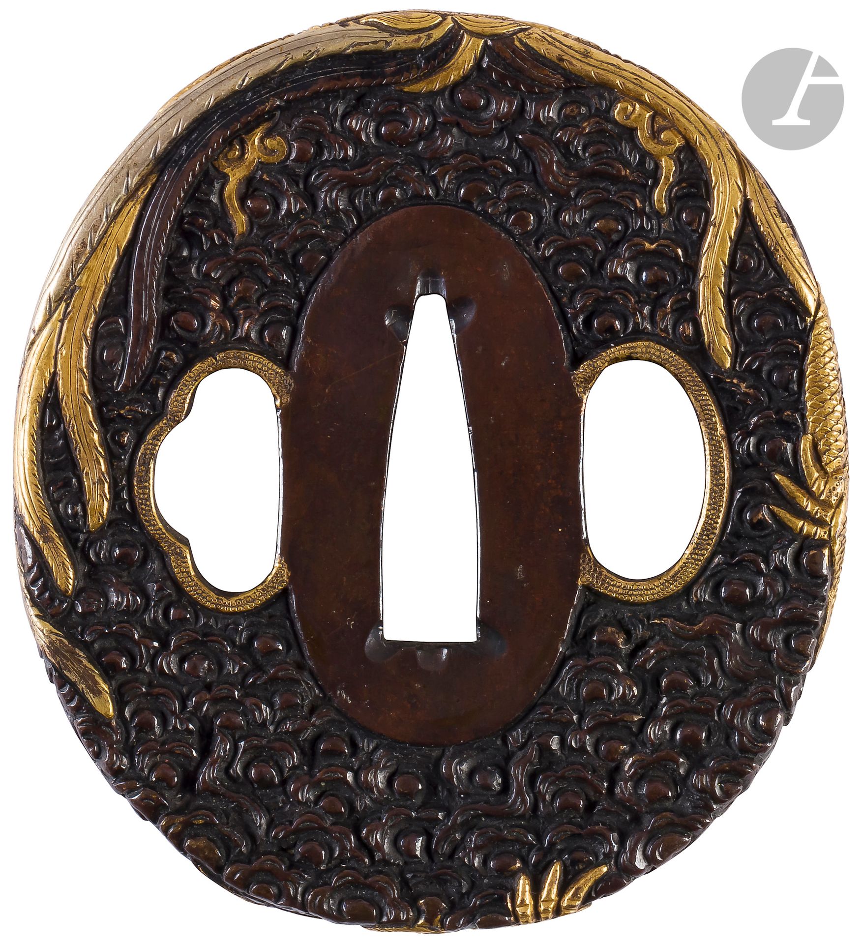 Shakudo tsuba, Mino Goto school, Japan, Edo period, 17th - 18th century
Of nagamaru gata form chased in takaniku bori and gilded in tokin of a dragon and a ho ho in the clouds. The ryohitsu gilded and chased in nanako. Not signed.
6,4 cm

Provenance:
Former Grataloup collection.

