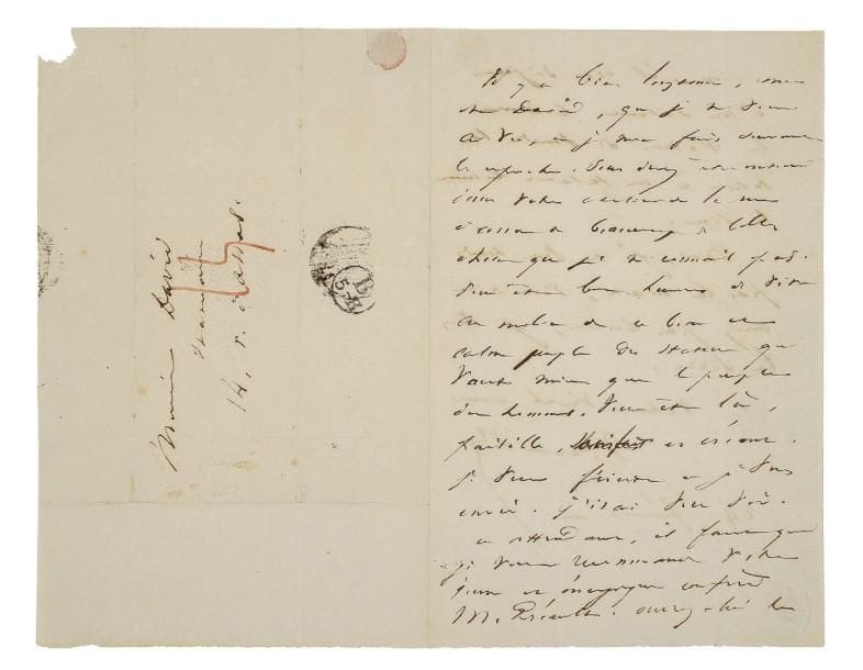Victor HUGO (1802-1885)
L.A.S. « Victor H », 24 février [1834?], à David d'Angers; 2 pages in-8, adresse. Belle lettre à son ami statuaire. « Il y a bien longtems, mon cher David, que je ne vous ai vu, et je m'en fais souvent le reproche. Vous devez être entouré dans votre atelier de la rue d'Assas de beaucoup de belles choses que je ne connais pas. Vous êtes bien heureux de vivre au milieu de ce beau et calme peuple des statues qui vaut mieux que le peuple des hommes. Vous êtes là, paisible, satisfait et créant. Je vous félicite et je vous envie ». Il ira le voir, et lui recommande Auguste Préault, « votre jeune et énergique confrère [...] Ouvrez-lui le Salon. Il est digne d'un talent comme le vôtre de tendre la main à un talent comme le sien. Moi, je ne vous tends pas la main, vous n'en avez pas besoin, je vous la serre »...*