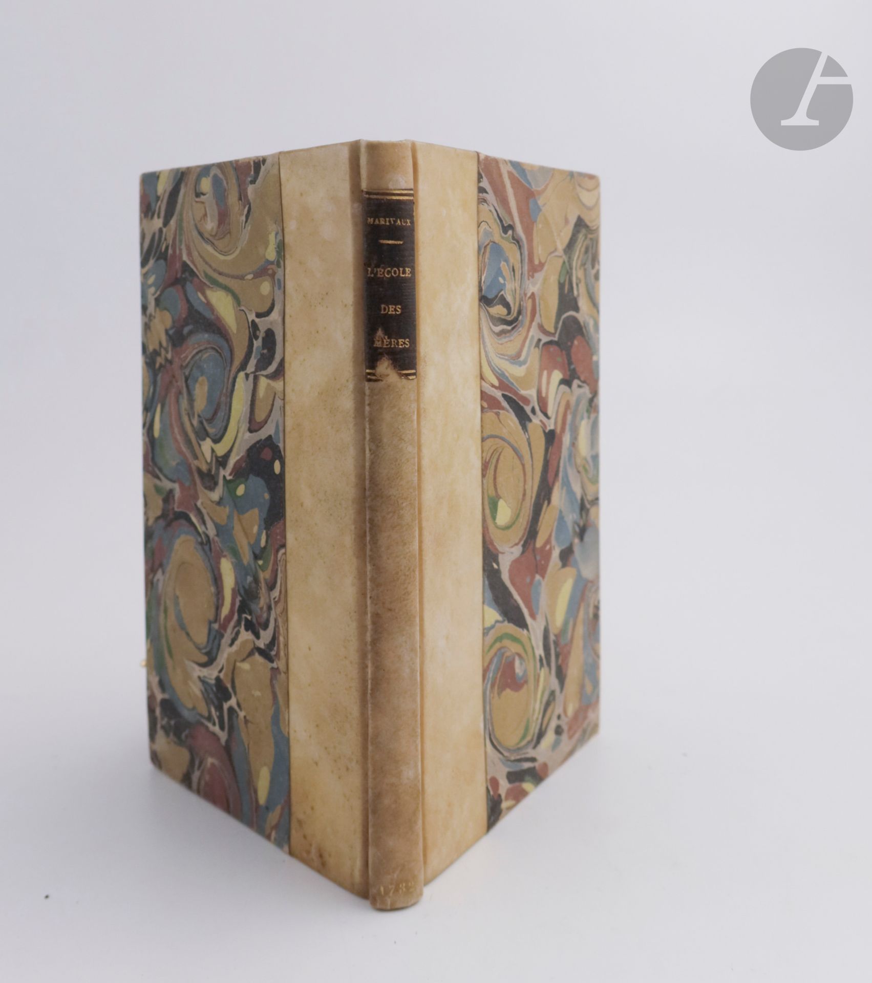 MARIVAUX.
L'École des mères, comédie.
Paris : Pierre Prault, 1732. — In-12, demi-parchemin à la bradel, dos lisse (reliure du XIXe siècle).

Édition originale de cette comédie représentée pour la première fois par les comédiens italiens le 26 juillet 1732.

Léger manque à la pièce de titre. Restauration au titre et aux feuillets D2 et D3, sans atteinte au texte, mouillure claire au dernier feuillet.