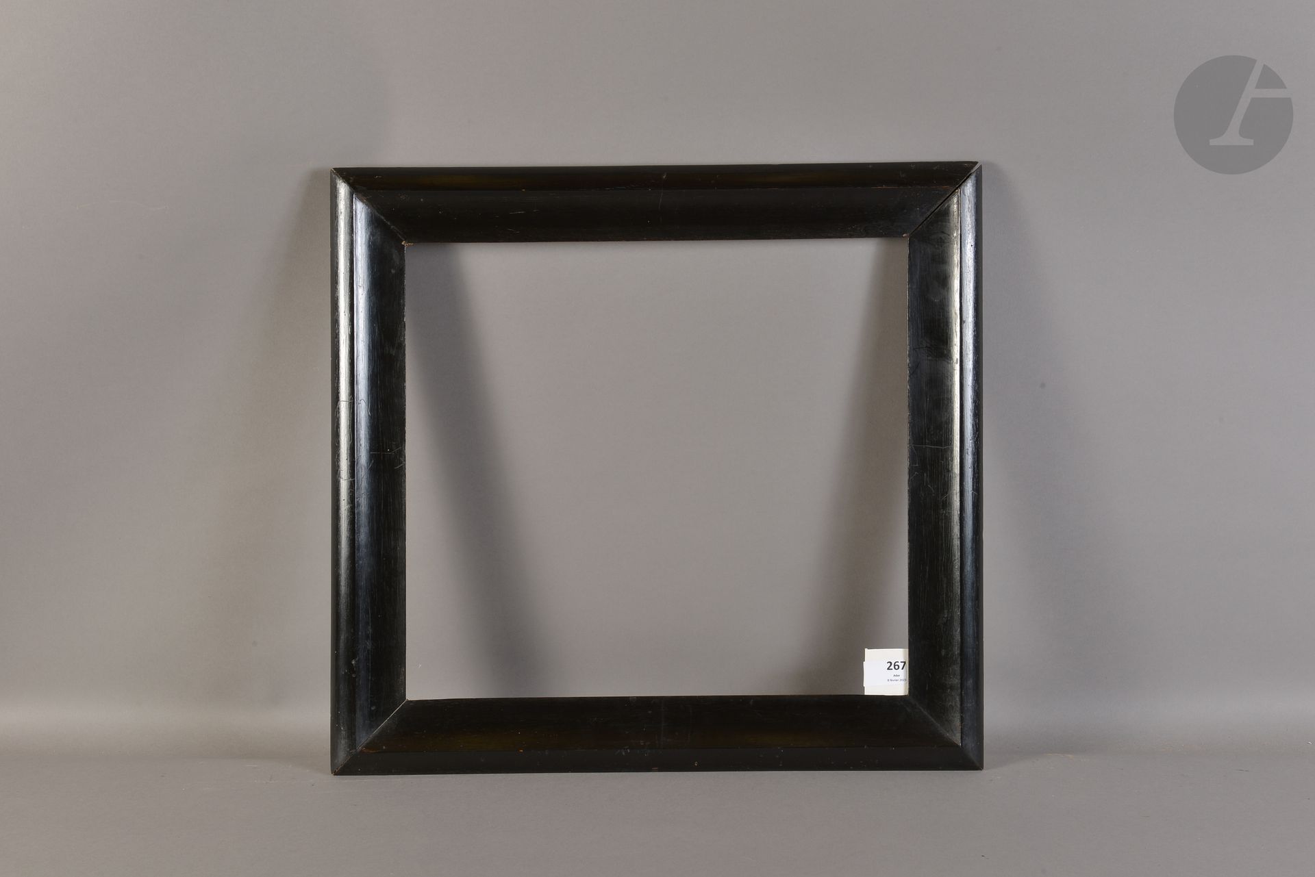 Molded and blackened wood frame. Italy Beginning of the XXth century. 38,8 x 42,5 cm - Profile : 6,2 cm