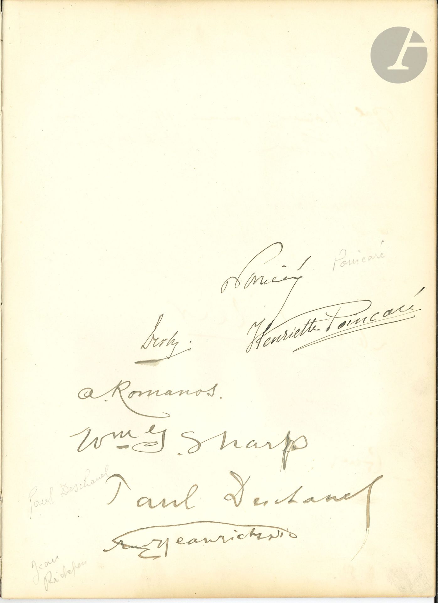 [FAMILLE ROTHSCHILD]
ALBUM D’AUTOGRAPHES. 30 signatures du livre d’or de remise de la Légion d’honneur à la baronne Henri (Mathilde) de Rothschild, 1918-1919 ; 6 pages d’un cahier in-4, couverture de soie brochée rouge.

Livre d’or de la cérémonie de remise de la Légion d’honneur à la baronne Henri (Mathilde) de Rothschild. Nombreuses personnalités militaires, politiques, littéraires, musicales ou artistiques : Léon Bonnat, Paul Bourget, Léon Bourgeois, Gal Georges Brissaud (remerciant les Rothschild « toujours prêts à secourir les infortunes de nos poilus »), Paul Deschanel, Edward VIII duc de Windsor, vice-amiral Émile Guépratte, Gabriel Hanotaux, Henri-Robert, maréchal Joseph Joffre, Lucien Lévy-Dhurmer, Gal Charles Mangin, Gal Charles Moinier gouverneur de Paris, Raymond et Henriette Poincaré, Jean Richepin, Camille Saint-Saëns (avec accord musical), Albert Salle, René Viviani, Lazare et Paul-Louis Weiller, etc…