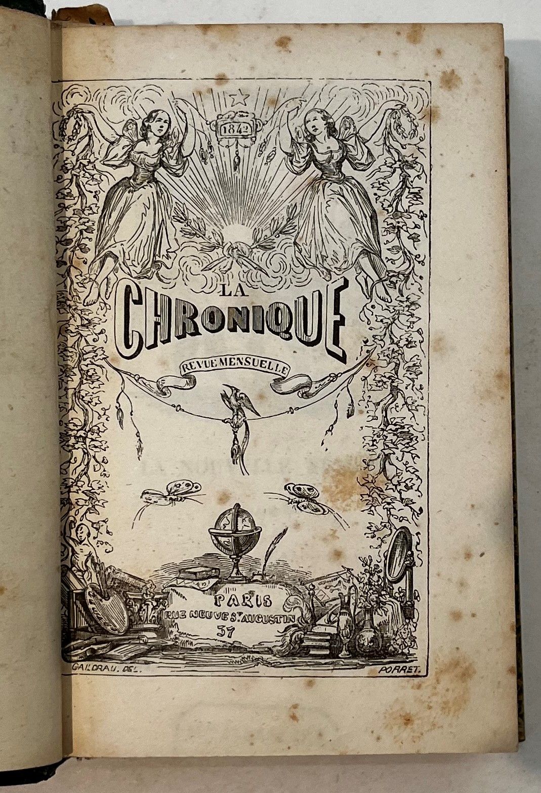 LA CHRONIQUE
Revue du monde fashionable
1ère série, n° 1, octobre 1841-n° 12, septembre 1842. Tout ce qui a paru sous le format in-32. À partir d’octobre 1842 paraît deux fois par mois au format in-8. Paris, Au bureau de La Chronique. Textes de J. Arago, Marceline Desbordes-Valmore, Théodore Deschères, Almire Gandonnière, Francis Girault de Sablé, Baron Paul de Goulet, E. Mahoudeau, Étienne Simon, Emmanuel de Torvilly, etc. Contient des articles sur Victor Hugo, Alphonse de Lamartine, Hector Berlioz, Alfred de Vigny. 12 livraisons en 2 vol. in-32 reliés d’époque. Notes manuscrites de Vasseur (2 ff.).