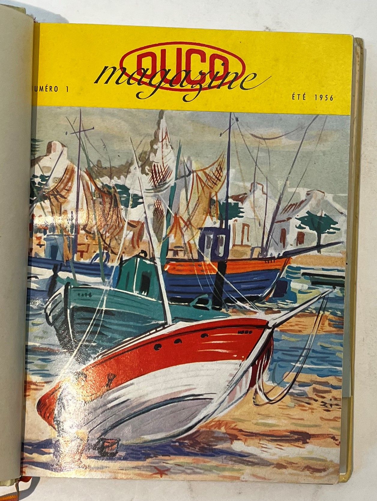 DUCO-MAGAZINE
N° 1, été 1956-n° 9, hiver 1958-1959. Stains, Société Française Duco, Directeur-Gérant : Xavier Abbati. Textes de Georges Albert-Roulhac, Simone André-Maurois, Jean Calhour, Jean Carlu, Jeanne Chabert, Marc Chesneau, Jean Duché, Pierre Gaxotte, Alexandre Gérard, Raymond Lœwy, Georges Philippe, Érasme Saffre, André Sarrut, Soro, Mapie de Toulouse-Lautrec. 9 numéros en 9 livraisons en 1 vol. in-12 relié. Joint : – 1 plaquette de la Comédie des Champs-Élysées présentant Les Frères Jacques et 1 plaquette du Théâtre des Capucines présentant Les Chansons de Bilitis ; – 1 nécrologie de Simone André-Maurois (Le Figaro, décembre 1968).