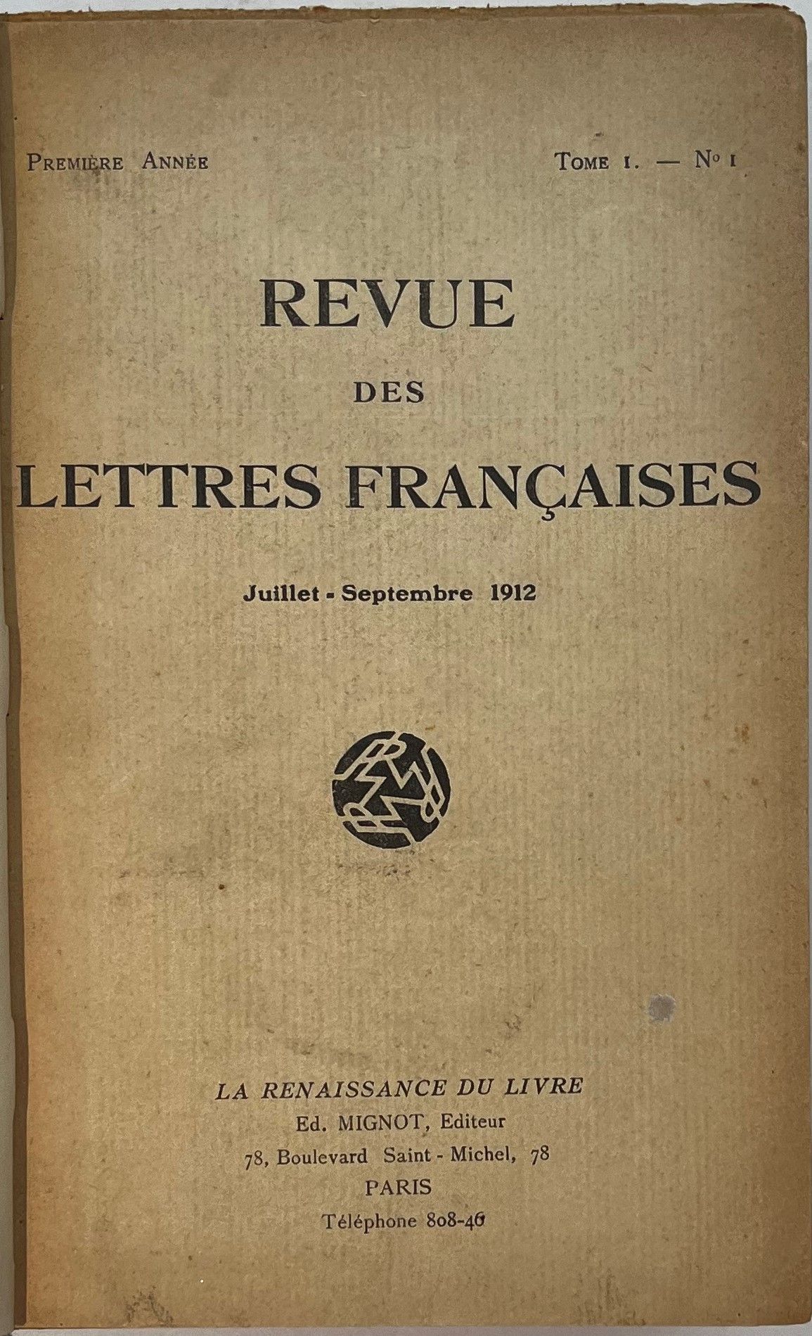 REVUE DES LETTRES FRANÇAISES
1ère année : Tome I, n° 1, juillet-septembre 1912-n° 2, octobre-décembre 1912 + 1 fascicule sans n° ; 2e année : Tome II, n° 1, avril 1913-n° 2, juillet-octobre 1913. Paris, La Renaissance du Livre, Ed. Mignot, Éditeur, Directeur : Raymond de la Tailhède, Secrétaire de la rédaction : Léon Allemand. Textes de Léon Allemand, Paul Bourdin, Pierre Champion, Henri Dagan, Émile Godefroy, Louis Le Cardonnel, Amélie Murat, Ernest Raynaud, Louis Sailhan, Fernand Sauve, Raymond de la Tailhède, Jules Tellier, Paul Verlaine (Lettres inédites à Jules Tellier), Gaston Vollet, etc. Collection complète. 5 numéros en 5 livraisons en 1 vol. in-8 relié. Notes manuscrites de Vasseur (3 ff.). Joint : – 1 L.A.S. de Léon Allemand (10 mai 1913) sur papier à en-tête de la revue et adressée à un confrère. Il y est question de La Revue des lettres françaises. Le fascicule non numéroté et non daté est édité uniquement pour la table des matières du tome 1 (année 1912). C’est la table des matières qui figure au n° 2, plus une préface de 2 p. et avec une pagination spéciale (1 à 35).