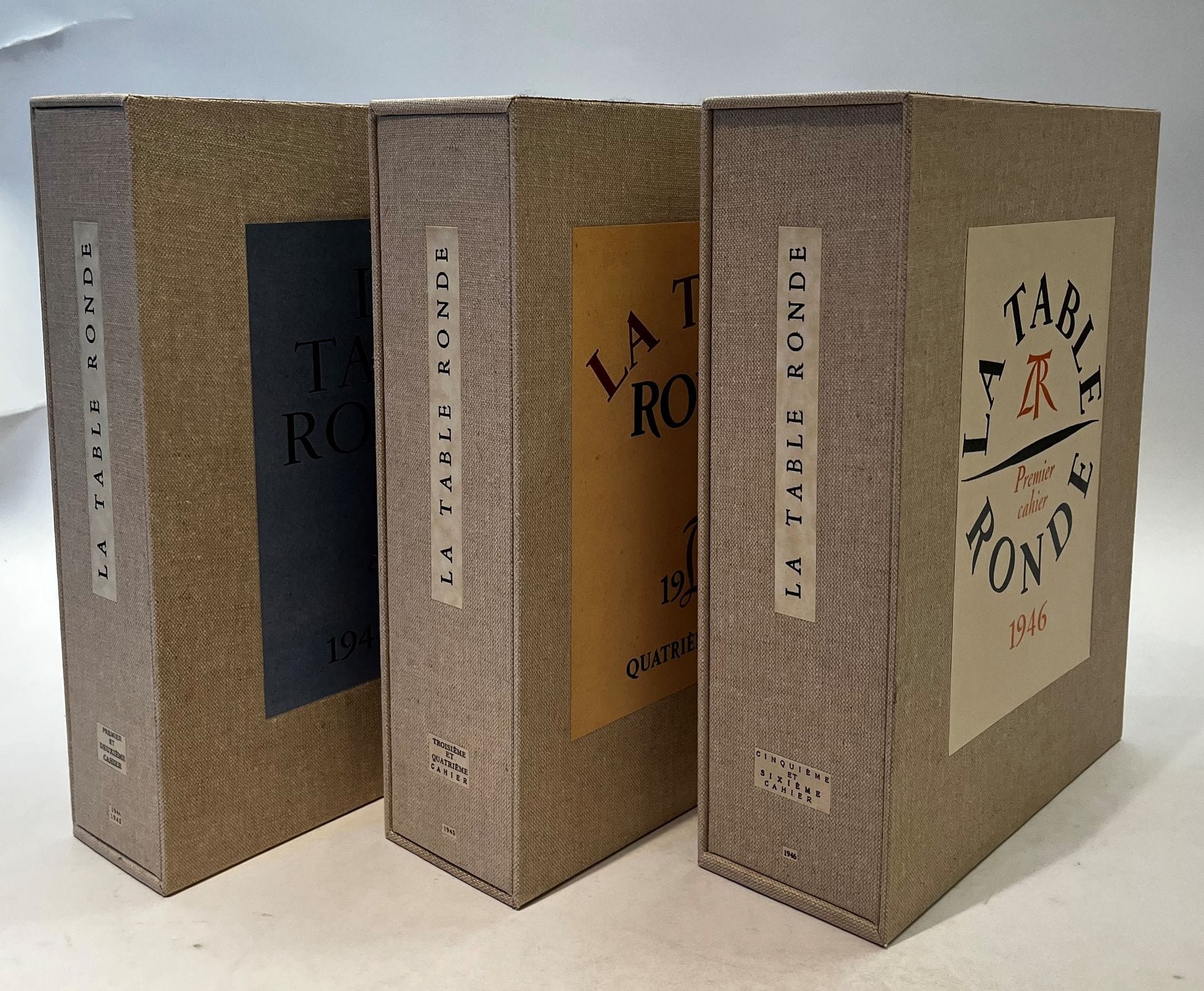 THE ROUND TABLE
No. 1, December 1944-No. 4, November 1945; No. 1, January 1946-No. 2, June 1946. Paris, Les Éditions de La Table Ronde, Director: Thierry Maulnier. Texts by Jean Anouilh, Alexandre Arnoux, Alexandre Astruc, Jacques Audiberti, Marcel Aymé, Maurice Blanchot, Pierre Brisson, Roger Caillois, Paul Claudel, Jean Cocteau, Colette, T.S. Eliot, William Faulkner, Jean Genet, André Gide, Jean Giraudoux, Ernest Hemingway, Max Jacob, Francis Jammes, Thierry Maulnier, François Mauriac, Jean Paulhan, Marcel Proust, Jules Romains, André Suarès, Jules Supervielle, Philip Toynbee, Paul Valéry, etc. Illustrations (printed in phototype) by Mariano Andreu, Christian Bérard, Pierre Bonnard, Émile Bouneau, Antoine Bourdelle, Jean-Louis Boussingault, Georges Braque, Brassaï, Marc Chagall, René Jean Clot, Jean Cocteau, Jacques Despierre, Jacques Dupont, Marcel Gimont, Léon Gischia, Francis Grüber, Louise Hervieu, Jean Hugo, Max Jacob, Roger de La Fresnaye, Aristide Maillol, André Marchand, Albert Marquet, Henri Matisse, Bernard Milleret, Luc-Albert Moreau, Roger Morel, François Salvat, Jacques Thévenet, Jacques Villon, Henry de Waroquier. Complete collection. 6 numbers in 6 issues in-4 stapled in 3 slipcases. One of the 1,500 numbered copies on vellum crèvecœur. The n° 3 is one of the 150 deluxe copies enriched with an original etching by Michel Ciry and an original lithograph by Maurice Savin. Handwritten notes by Vasseur (1 f.).