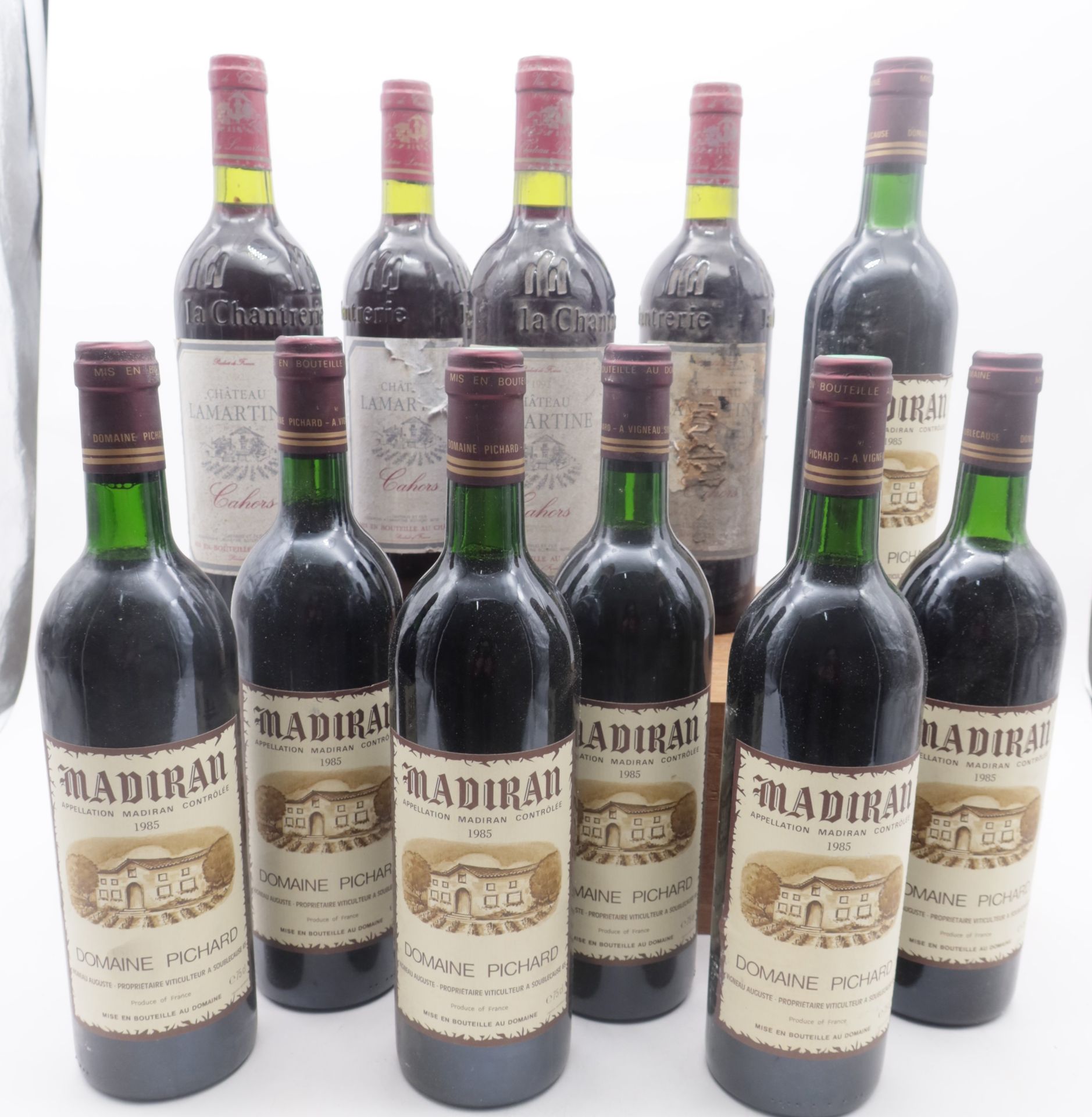 7 B MADIRAN (T.L.B.+ or better), Domaine Pichard, 1985
4 B CAHORS (2 e.t.h; 2 e.t.a; c.s.), Château Lamartine, 1992