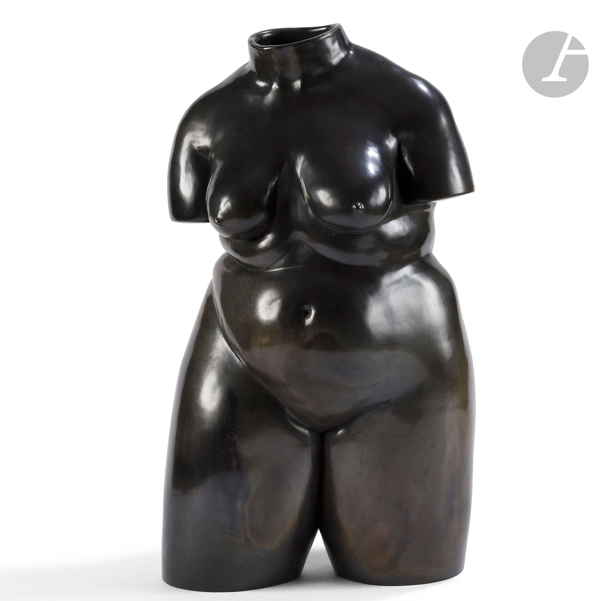 PIERRE BAYLE (1945-2004)
Female torso, June 16, 1986
Sculpture. Proof in terra sigillata, smoke and engobes. Signed BAYLE and dated 16.06.86 inside under the base. H. 53 cm