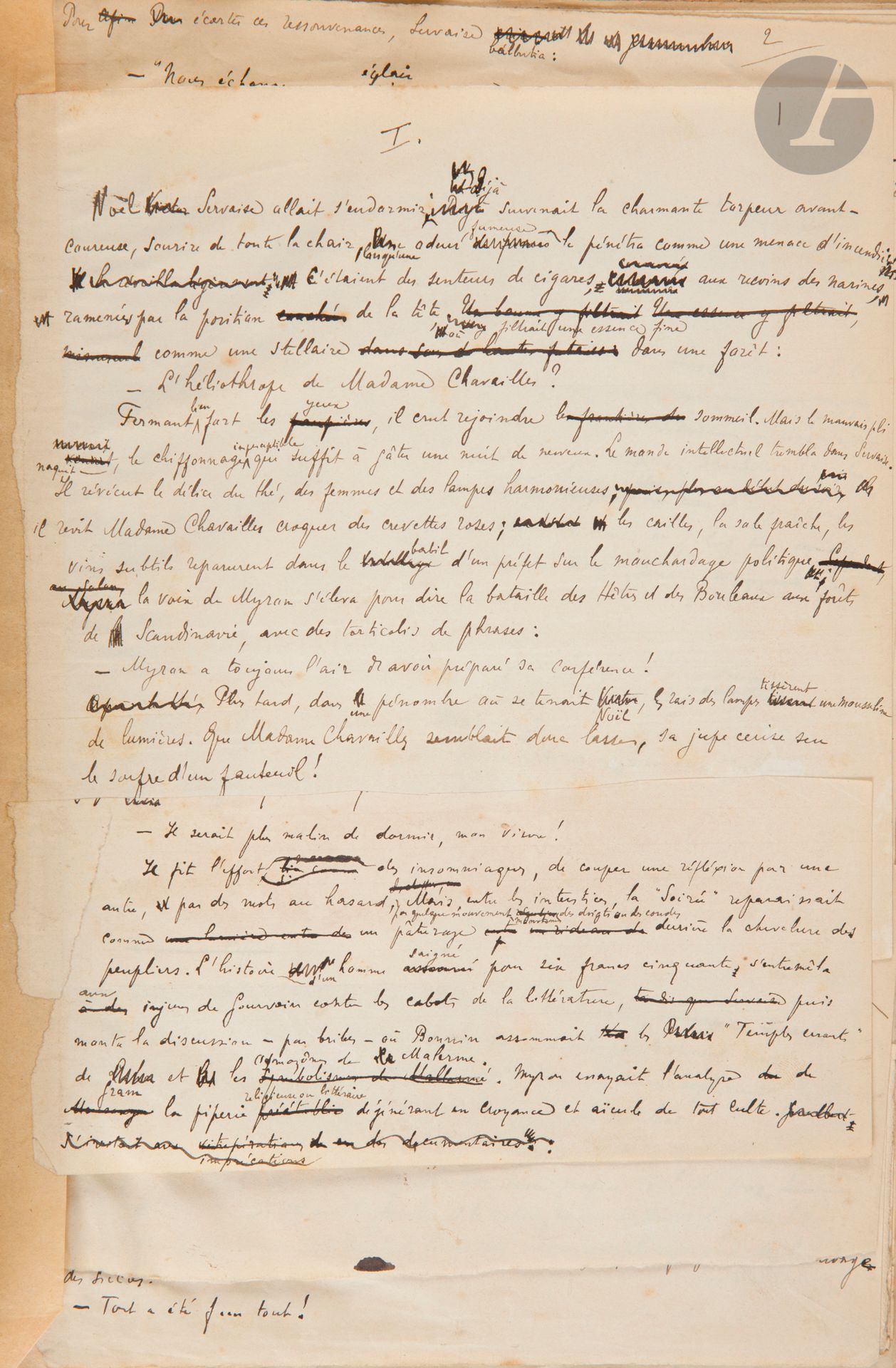 Joseph-Henri ROSNY aîné (1856-1940). Manuscrit autographe signé, Le Termite, [1890] ; 210 pages in-fol. et in-4 montées sur onglets, reliure en un volume in-fol. demi-cuir de Russie noir à coins (coins émoussés, coiffes frottées).
Manuscrit complet, de premier jet, surchargé de ratures et de corrections, de ce roman de mœurs littéraires, qui marque vigoureusement la rupture de Rosny avec le naturalisme, dont il fait une violente satire. Le roman a paru dans La Nouvelle Revue du 1er octobre au 15 novembre 1886, et en volume chez Albert Savine en 1890, avec le sous-titre « roman de mœurs littéraires ».
Citons la critique de Remy de Gourmont (Mercure de France, mars 1890) : « C’est l’analyse de l’amour dans l’âme ratatinée d’un naturaliste ployé par les vents, pulvérisé par les foudres du symbolisme triomphant. Cette psychologie (une suite de visions merveilleuses dont l’ampleur doit contraster avec l’étroitesse de la pauvre petite nature en question) semblerait plus logique si elle ne s’attaquait pas à quelqu’un qui a raillé lui-même les ratés du naturalisme et qui, depuis, s’est élevé, sans perdre pied, jusqu’à l’idéalisme le plus rare. Car dans Servaise (héros de cette histoire) on a cru reconnaître M. Huysmans. Cette assimilation me répugne, mais j’ai eu, moi aussi, l’impression, et elle m’a été fort pénible. Je suis donc mal qualifié pour juger sainement de ce livre : il intéressera vivement les lettrés et amusera les amateurs de clefs, qui, sous les Nolla, les Guadet, les Fombreuse du roman (il y en a vingt autres), chercheront et trouveront les Zola, les Daudet, les Goncourt de la réalité »…
Ancienne collection Daniel Sickles (VIII, 3446).