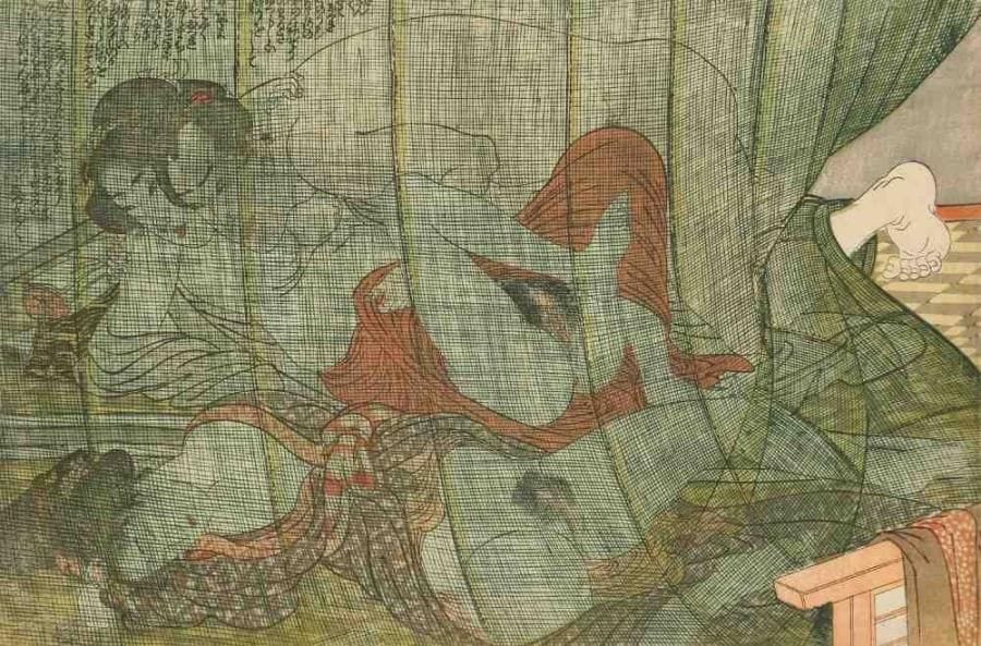 Yanagawa Shigenobu (1787 - 1832)
Oban yoko-e sur carton, "Le saule dans la tempête" (Yanagi no arashi) couple dénudé enlacé derrière une moustiquaire observant avec attention une jeune femme partiellement dévêtue et endormie à leurs côtés. Vers 1820. Dim. : 25 x 38 cm