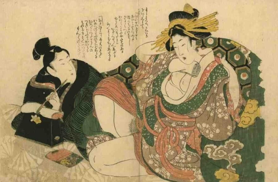Utamaro (1753 - 1806)
Oban yoko-e, homme fumant la pipe, observant le kimono retroussé d'une jeune femme assise face à lui. (Pliure médiane, petits trous). Dim. : 22,8 x 34,4 cm