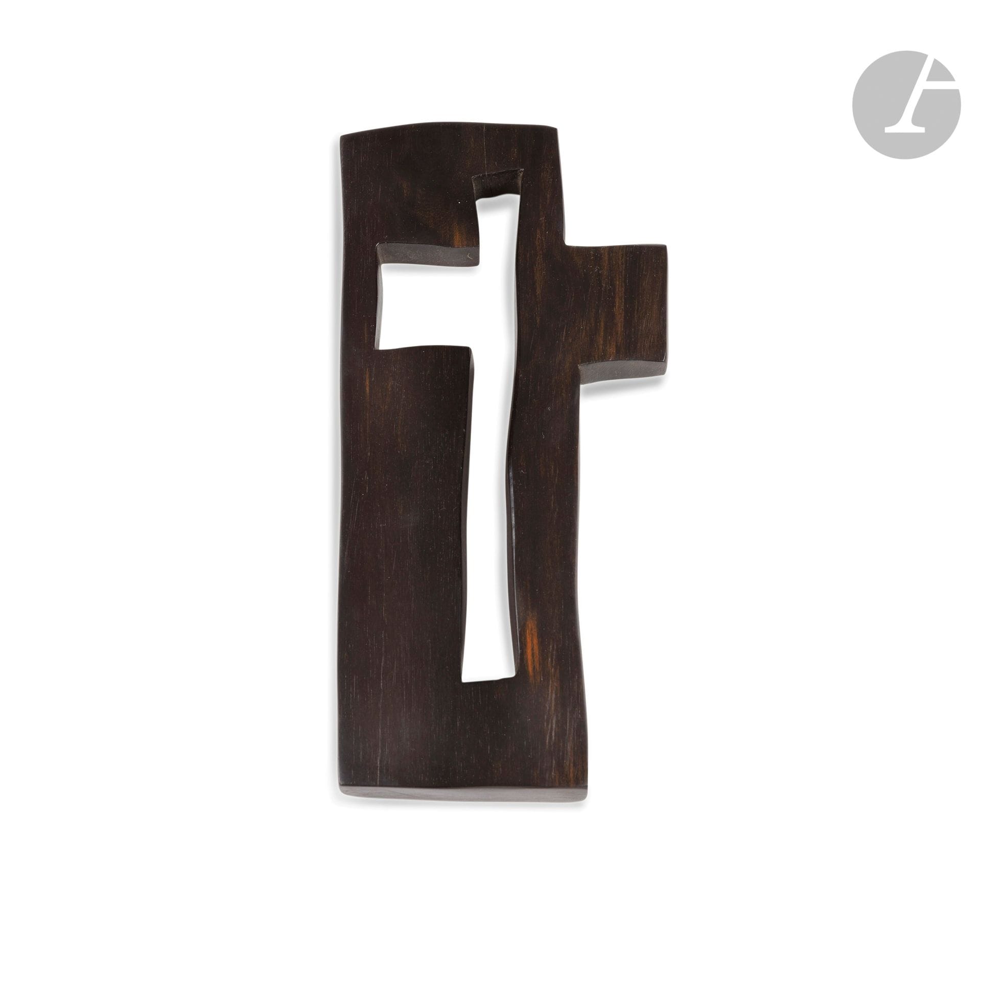ALEXANDRE NOLL (1890-1970) – ANCIENNE COLLECTION FRANÇOISE COYNE-GUIRAL (1932-2023)
Croix monoxyle à suspendre ou à poser en ébène.
Entièrement évidée et sculptée à la taille directe ; puis polie.
Circa 1950.
Une petite fente en partie haute consolidée par une cheville.
Signée à l’intaille habituelle ANOLL au revers.
Hauteur : 23 cm

Bibliographie et œuvres en rapport :
Olivier Jean-Élie & Pierre Passebon - Alexandre Noll - Éditions du Regard, Paris, 1999. Modèles à rapprocher reproduits page 73.

Provenance :
- Collection Françoise Coyne-Guiral (1932-2023). Œuvre acquise à l’époque de sa création.
- Madame X., Neuilly. Fille de la précédente ; œuvre reçue en présent.

Bibliographie et œuvres en rapport : 
- Olivier Jean-Élie & Pierre Passebon - Alexandre Noll - Éditions du Regard, Paris, 1999. Modèles à rapprocher reproduits page 73.