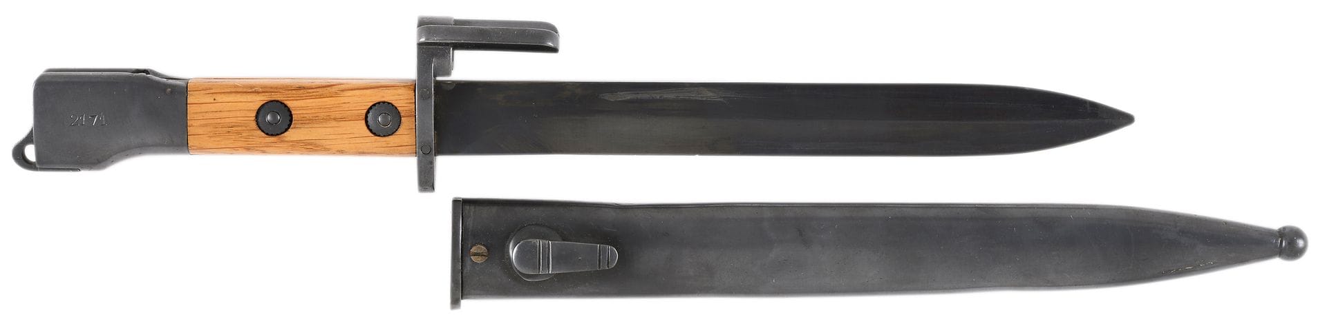 BELGIUM 
Two bayonets for the FAL assault rifle. 
Lt: 318 mm - Ll: 198 mm - ll: 21.8 mm - Dd: 15 mm
B.E.