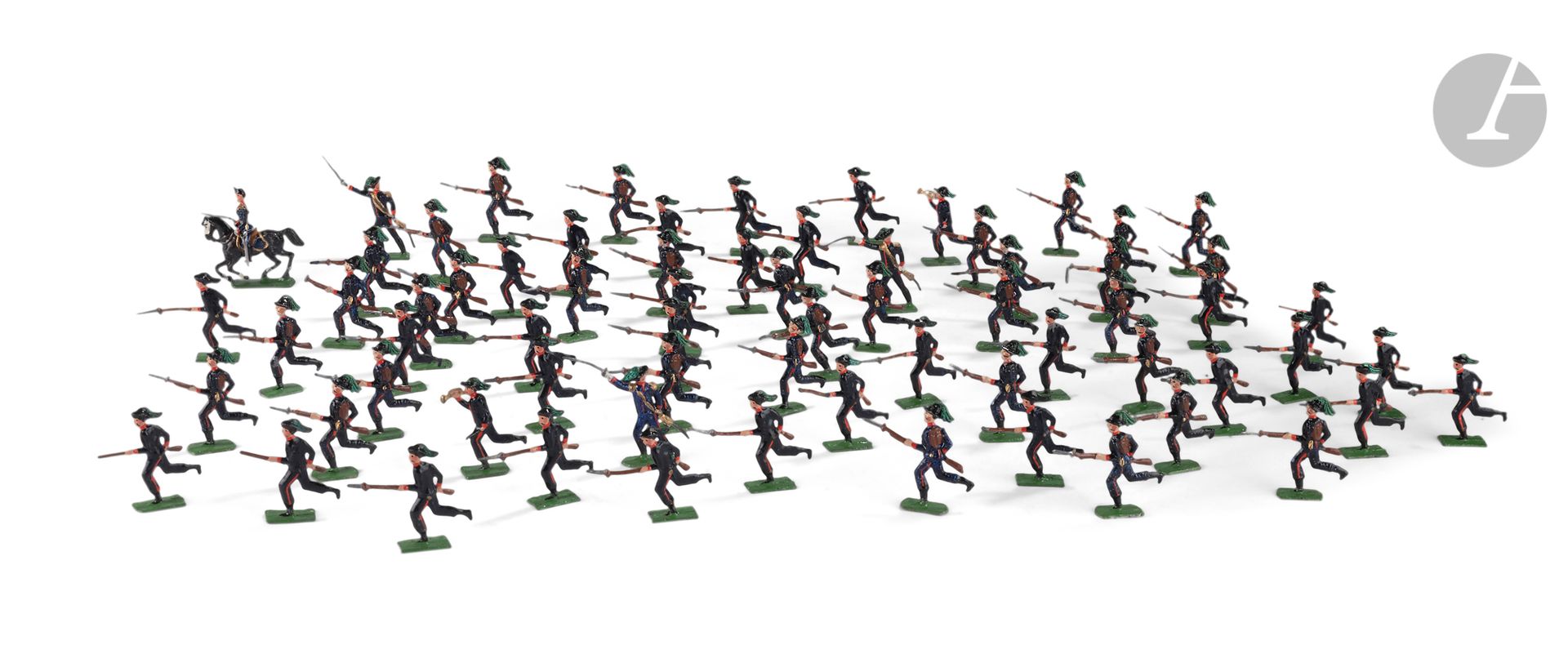 Lead soldiers in half round. Italy, bersagliers in assault (German manufacture).
70 infantrymen and one rider.
