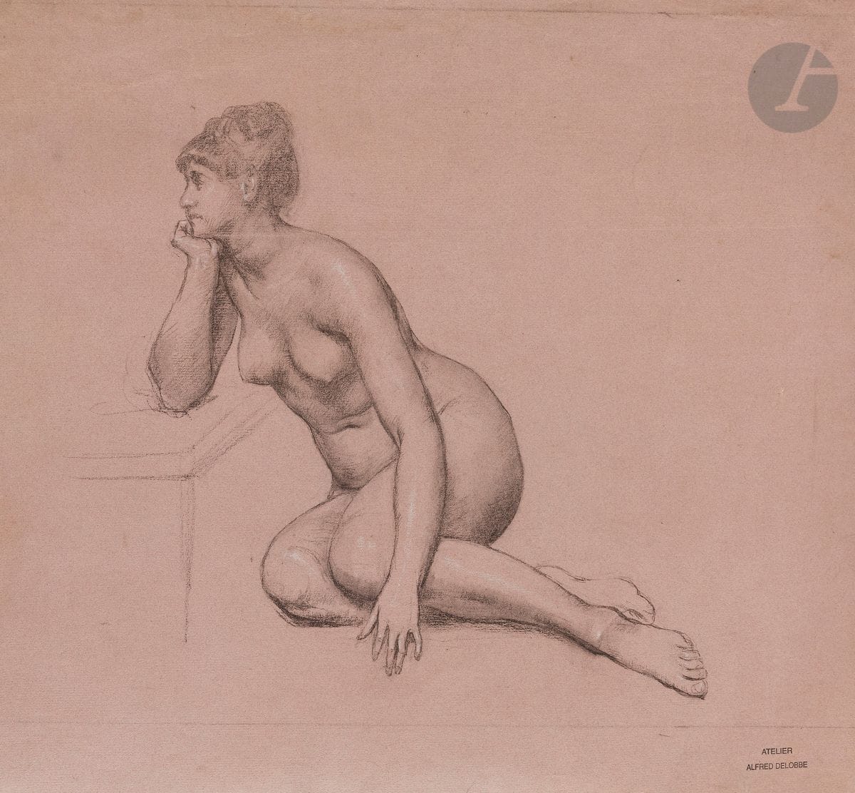 François-Alfred Delobbe (1835-1915) 
Sujets divers : portraits, académies, études, paysages. Dessins. Mine de plomb, fusain et craie blanche sur vergé ou vélin teinté. Formats divers. Certains signés au verso. Un titré « à St Guénolé », daté « 1885 » et signé des initiales. Timbre de l’atelier à la plupart. Accidents, manques et empoussiérage occasionnels. Ens. 163 p. (en un carton).