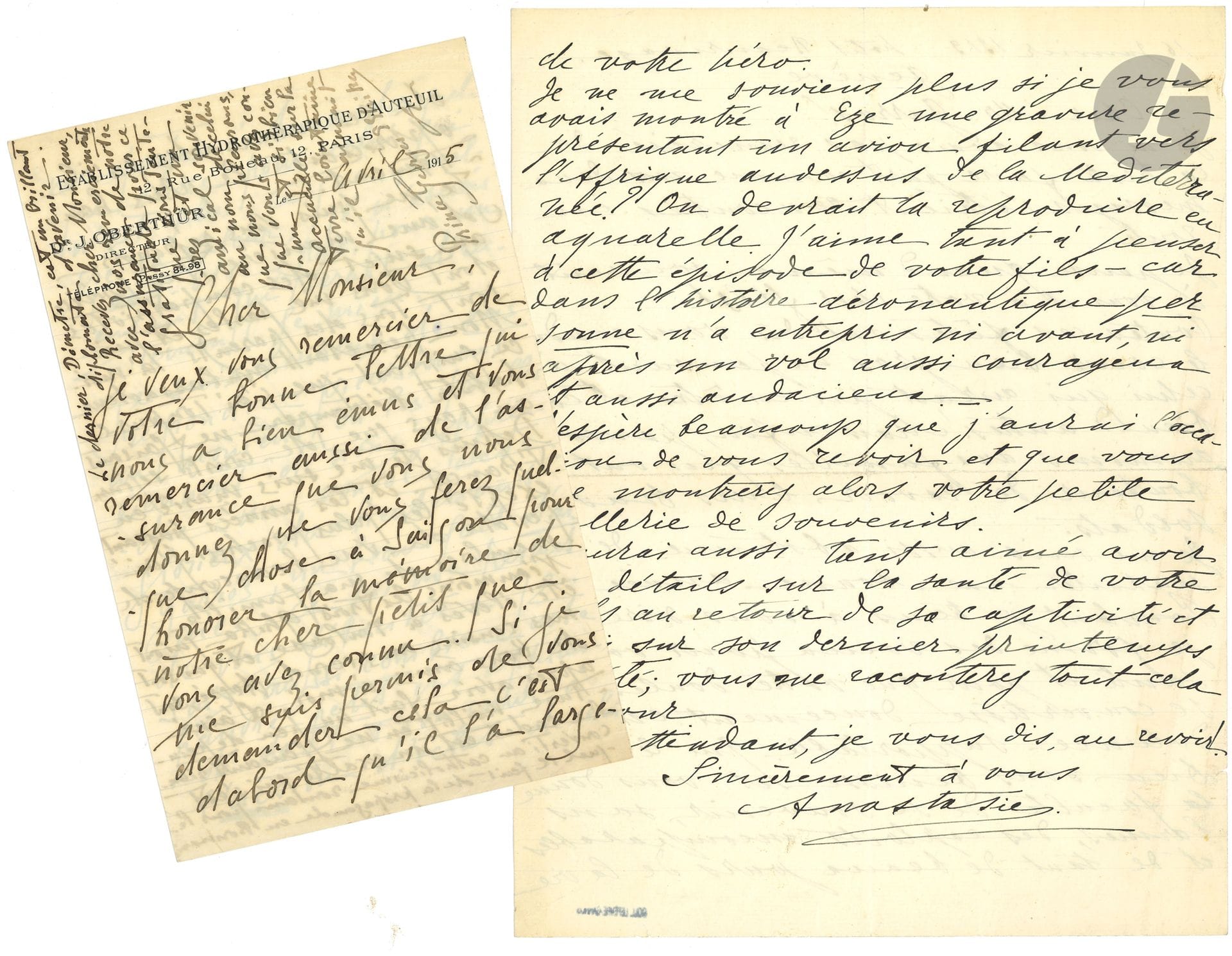 [Roland GARROS (1888-1918)]. 4 L.A.S. adressées à son père Georges Garros, 1915-1919 ; 12 pages in-8 ou in-4.

Bel ensemble de lettres après la mort de l’aviateur (le 5 octobre 1918 lors d’n combat aérien). – Grande-Duchesse Anastasia Mikhailovna (1860-1922), Genève 16 janvier 1919 : « Que le bon Dieu vous bénisse et vous donne la faculté de se souvenir, sans larmes, des exploits incomparables et de tant de beaux jours de la vie de votre héro ». Elle évoque son vol courageux et audacieux vers l’Afrique… – Prince Georges Ghika (1884-1945). 2 l.a.s., 7 avril et 30 juin 1915, lettres émues au sujet de la mort de l’aviateur Marc Pourpe (fils de Liane de Pougy, son épouse. – Lucien Millevoye (1850-1918), 1er nov. 1919, soutenant le projet de monument.