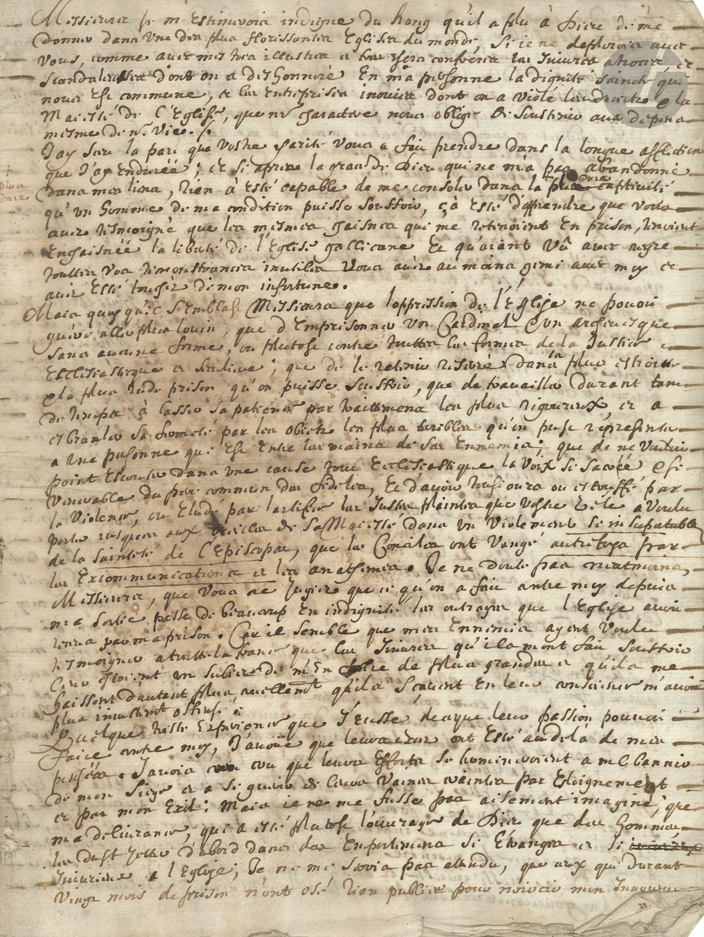 FRONDE. Jean-François Paul de Gondi, cardinal de RETZ (1613-1679). Manuscrit d’époque, 14 décembre 1654 ; cahier petit in-fol. de 27 pages.

Copie d’époque de la célèbre lettre du cardinal de Retz aux archevêques et évêques de France, écrite de son exil romain après sa spectaculaire évasion de la prison de Nantes. Champollion-Figeac, dans le « Complément de la vie du cardinal de Retz » qui suit la nouvelle édition des Mémoires du cardinal de Retz, en 1837, précise qu’elle fut publiée clandestinement à l’époque mais aussitôt condamnée à être brûlée par la main du bourreau, et semble ne plus exister. Les premiers éditeurs des Mémoires du cardinal de Retz en ont publié une, mais à la date du 22 mai 1655, « quoique analogue par quelques idées et par quelques phrases à celle du 14 décembre 1654, mais qui n’est pas la même pièce » probablement composée par quelques amis du cardinal à Port-Royal. « Mais la véritable lettre du cardinal de Retz, celle du 14 décembre, avait été supprimée avec tant de soin, qu’elle serait aujourd’hui perdue pour l’histoire, sans l’exemplaire, unique jusqu’ici, qui se trouve dans les collections historiques du département des Manuscrits de la Bibliothèque du Roi ». Nous avons ici donc probablement la seule copie connue en mains privées.