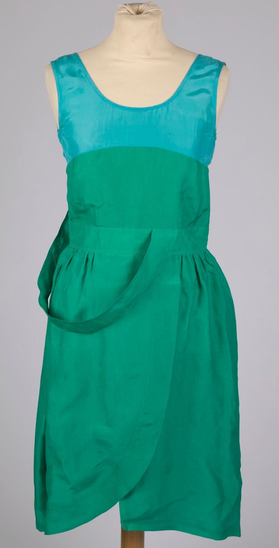 FENDI
Robe en soie bleue et verte, T.40 italien indiquée