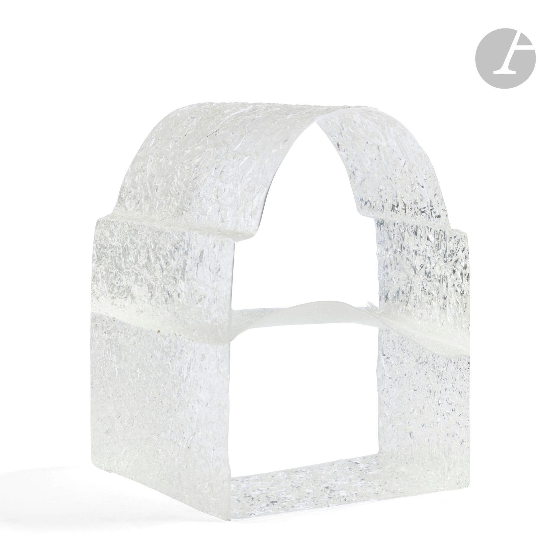 Bernard DEJONGHE (France, b. 1942)
House
Sculpture in transparent, devitrified optical glass, chiselled and polished. Chips on one cut edge. H. 25 cm - W. 19 cm - D. 19 cm

Provenance: Janine Bloch-Dermant Collection, Paris. 