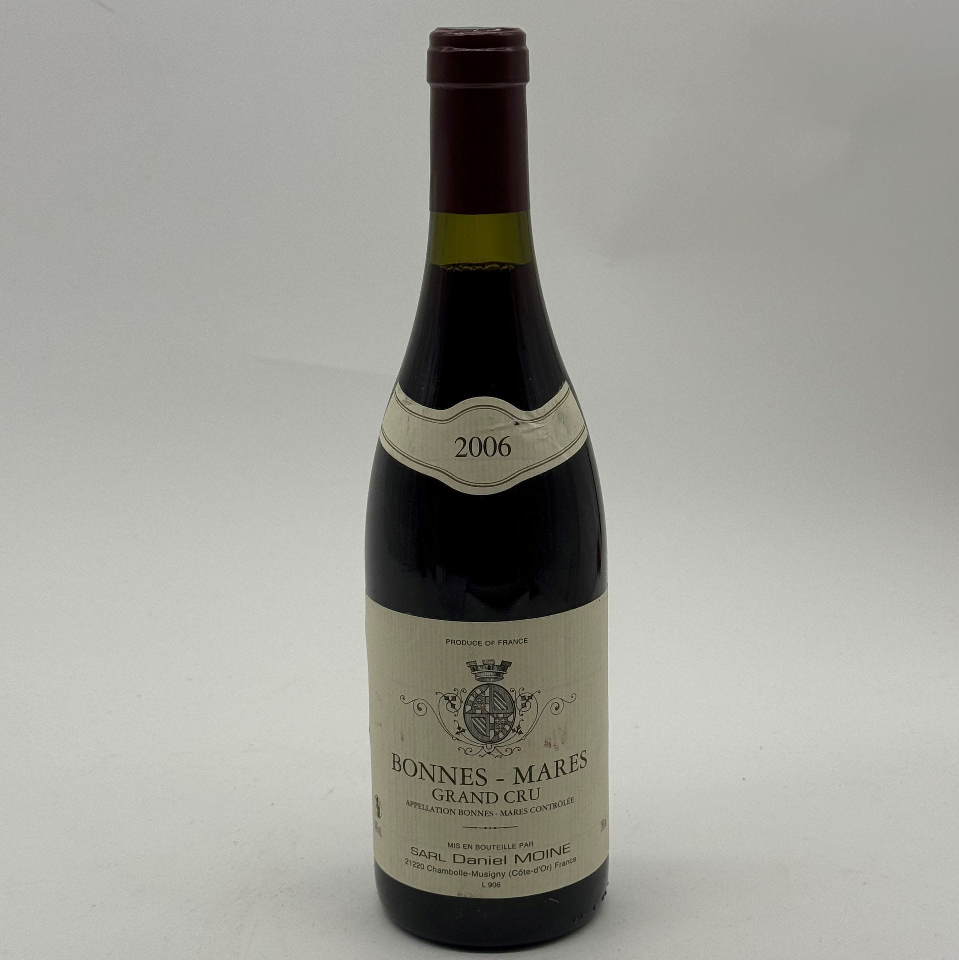1 B BONNES-MARES (Grand Cru) (light t.s.; 1 clm. snag), Domaine Daniel Moine, 2006