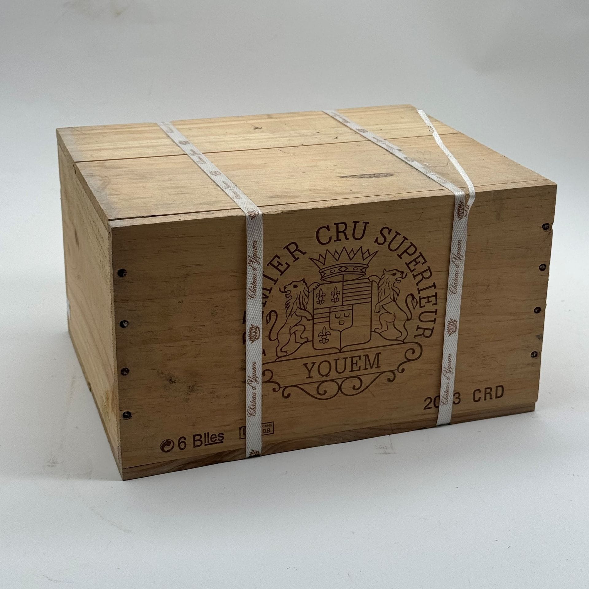 6 B CHÂTEAU D'YQUEM (Caisse Bois d'origine cerclée), C1 Supérieur Sauternes, 2003