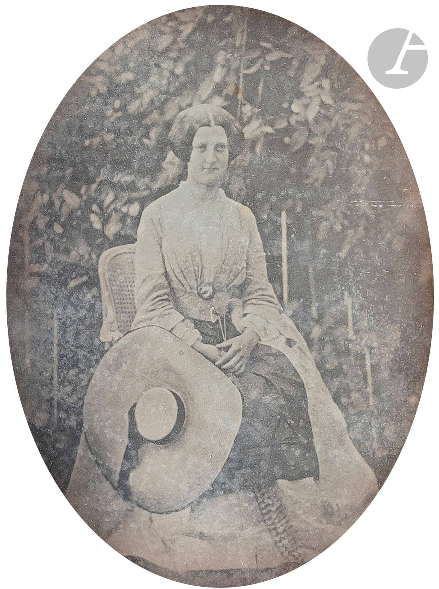 Unidentified Daguerreotypist
Woman with hat, c. 1850.
1/4 plate daguerreotype in original mount.
9 x 7 cm (view)
