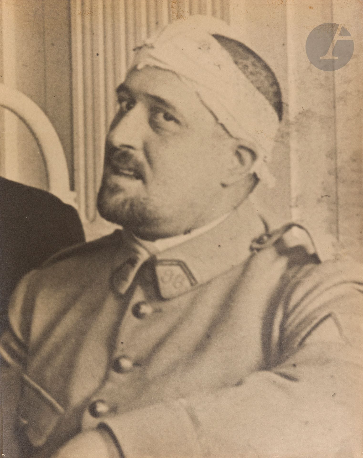 Unidentified photographer
The poet Guillaume Apollinaire with his head bandaged, May 1916.
Vintage silver print.
43.3 x 34 cm

Bibliography:
Pierre-Marcel Adhéma, Michel Decaudin, Album Apollinaire, Paris, Bibliothèque de la Pléiade, Gallimard, 1971, p. 241.

Posterity has made this detail from a group photograph one of the most famous portraits of the poet Guillaume Apollinaire. At the time, Apollinaire was at the Italian Hospital on the Quai d'Orsay, in the company of other wounded. He had volunteered for service in the French army during the First World War, and in March 1916 received a shrapnel wound to the temple.