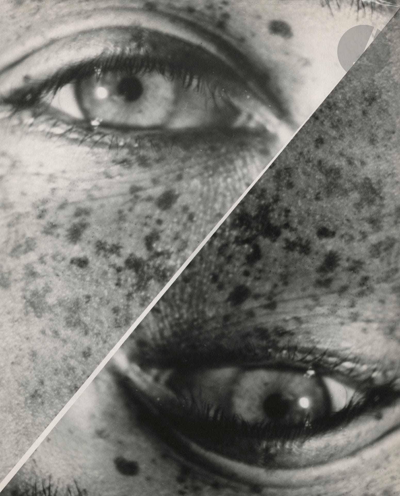 Jean Moral (1906-1999)
The Eye, 1930.
Vintage silver print. Stamped "Jean Moral - Paris" on verso. 
28 x 22.7 cm

Provenance :
Brigitte Moral, daughter of Jean Moral.