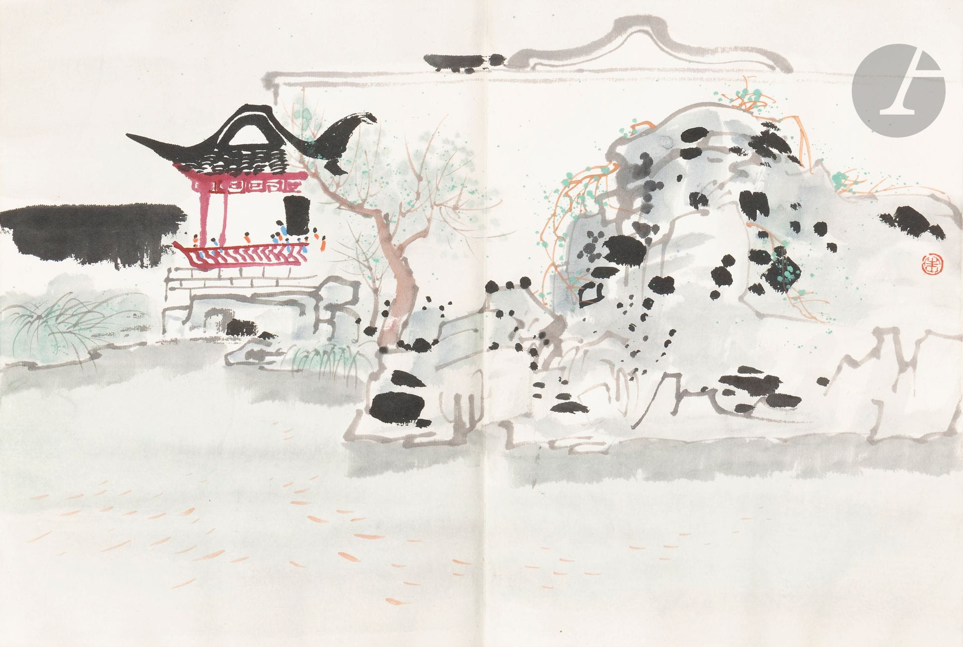 Recueil de peintures d’après Wu Guanzhong, Chine, XXe siècle
Ensemble de neuf peintures précédées d’un colophon. Encre et polychromie sur papier, représentant des paysages traditionnels chinois avec habitations, pavillons, montagnes et lacs. Sur le colophon l’inscription : 藝林清雨 / 歲在戊辰之春 / 廣安寫於燕郊  俗翁題, Yì lín qīng yǔ Suì zài wù chén zhī chūn Guǎng’ān xiě yú yān jiāo sú wēng tí, “Année du Printemps de l’Année du Dragon de Terre. Écrit à Yanjiao, Guang’an par un homme du peuple”. Date cyclique qui correspondrait à 1988. La couverture est en soie polychrome sur laquelle est collée une étiquette en papier beige avec l’inscription : 仿吳冠中先生凰景画, Fǎng Wú Guànzhōng xiānshēng huáng jǐng huà, qui peut être traduite en français par : « Imitation des paysages de Fenghuan de M. Wu Guanzhong ». Cela suggère que l’album contient des peintures qui ont été réalisées en s’inspirant du style ou des paysages créés par le célèbre artiste Wu Guanzhong (1919-2010).
30,5 x 23 cm