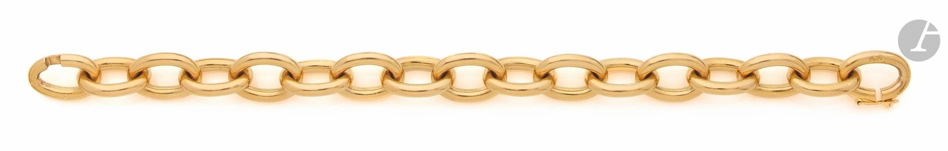 Bracelet en or 18K (750), articulé de maillons ovales. Longueur : 20 cm environ. Poids : 66,7 g

A gold bracelet