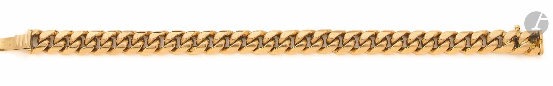 Bracelet en or 18K (750), maillons gourmette. Longueur : 19 cm environ. Poids : 62,7 g

A gold bracelet