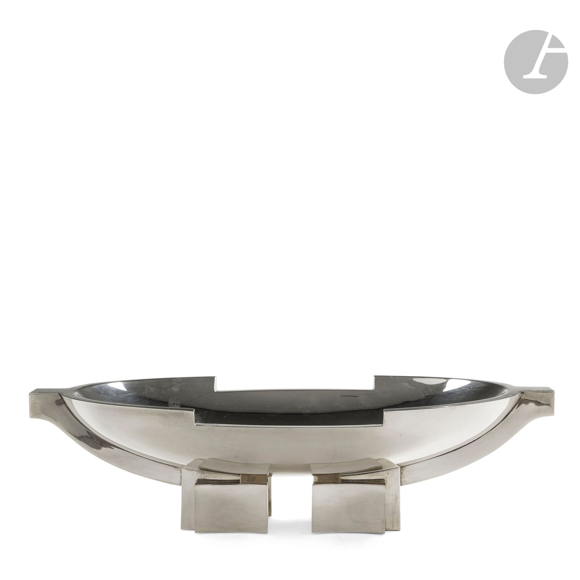 JUAN &amp; PALOMA GARRIDO (B. 1965) &amp; (B. 1968) GOLDSMITHS
Eclipse, model created in [2005], our proof numbered 3/20
Table centerpiece.
Proof in silver 925/1.000.
Signed GARRIDO and bearing the 925/1.000 and Sterling hallmarks on one side of the foot, numbered 3/20 on the reverse.
Height: 11.7cm - Length: 44.5cm - Width: 29cm
Weight: 2.778,80 g

Important:
A certificate from the Maîtres Orfèvres will be given to the purchaser.

Bibliography:
Collective - Garrido orfebres (1994-2005) - Editions Litonor, 2005. Our centerpiece model is reproduced on page 131 and referenced on page 130.